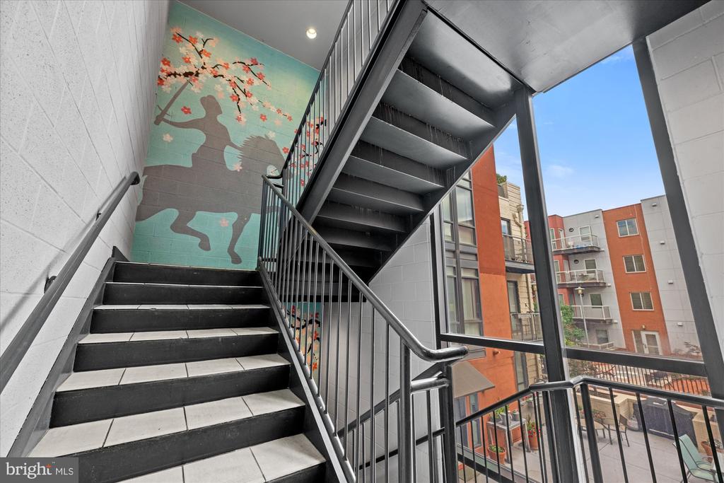 1425 Euclid St NW #10