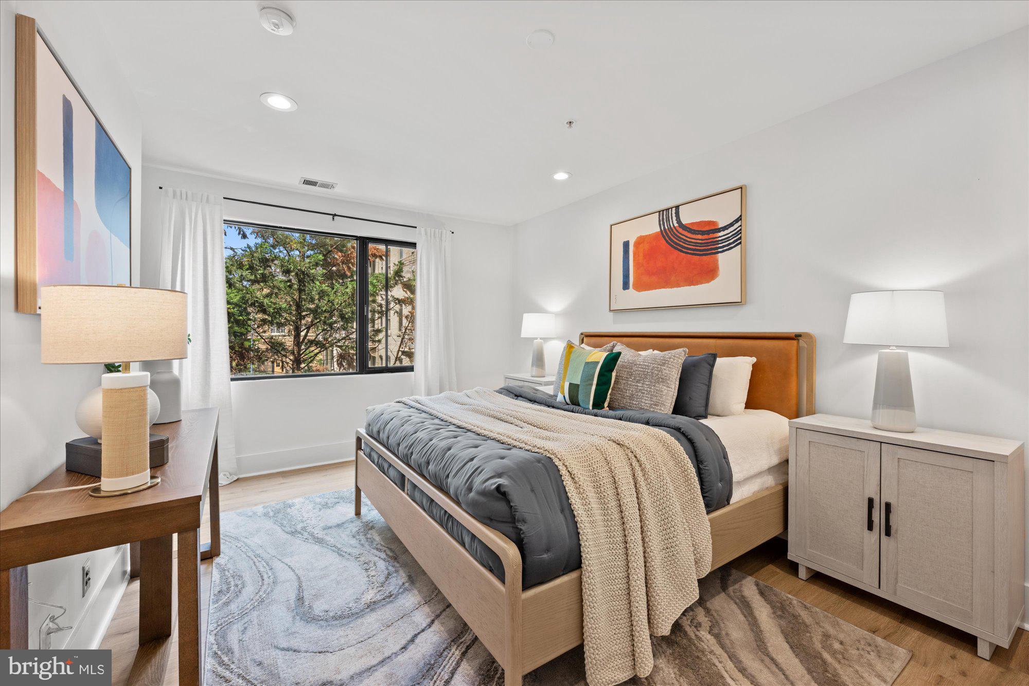 1425 Euclid St NW #10
