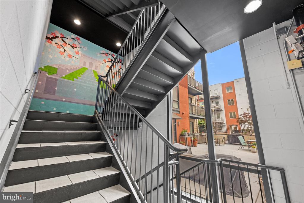 1425 Euclid St NW #10