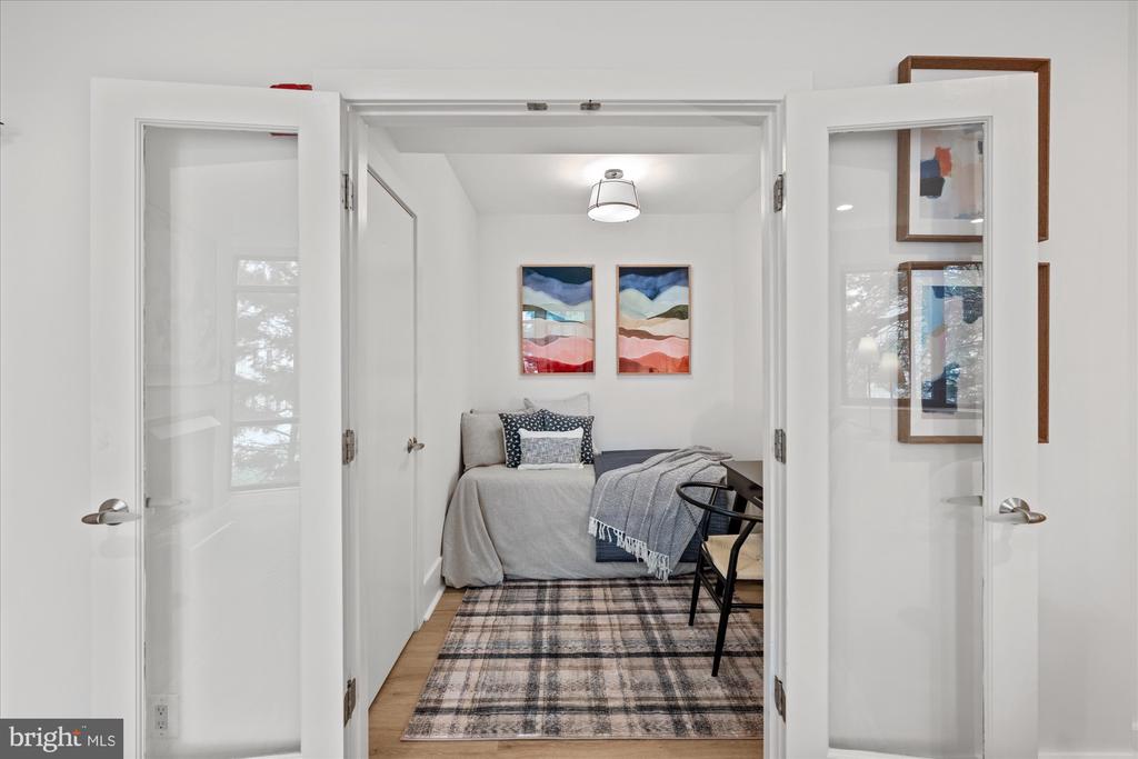 1425 Euclid St NW #10