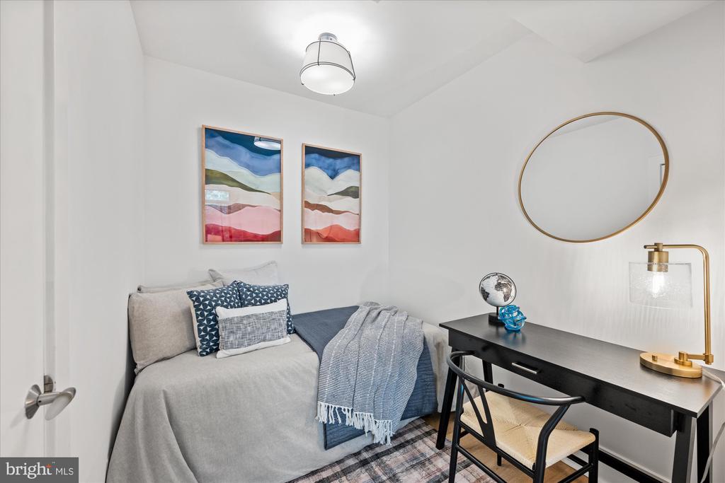 1425 Euclid St NW #10
