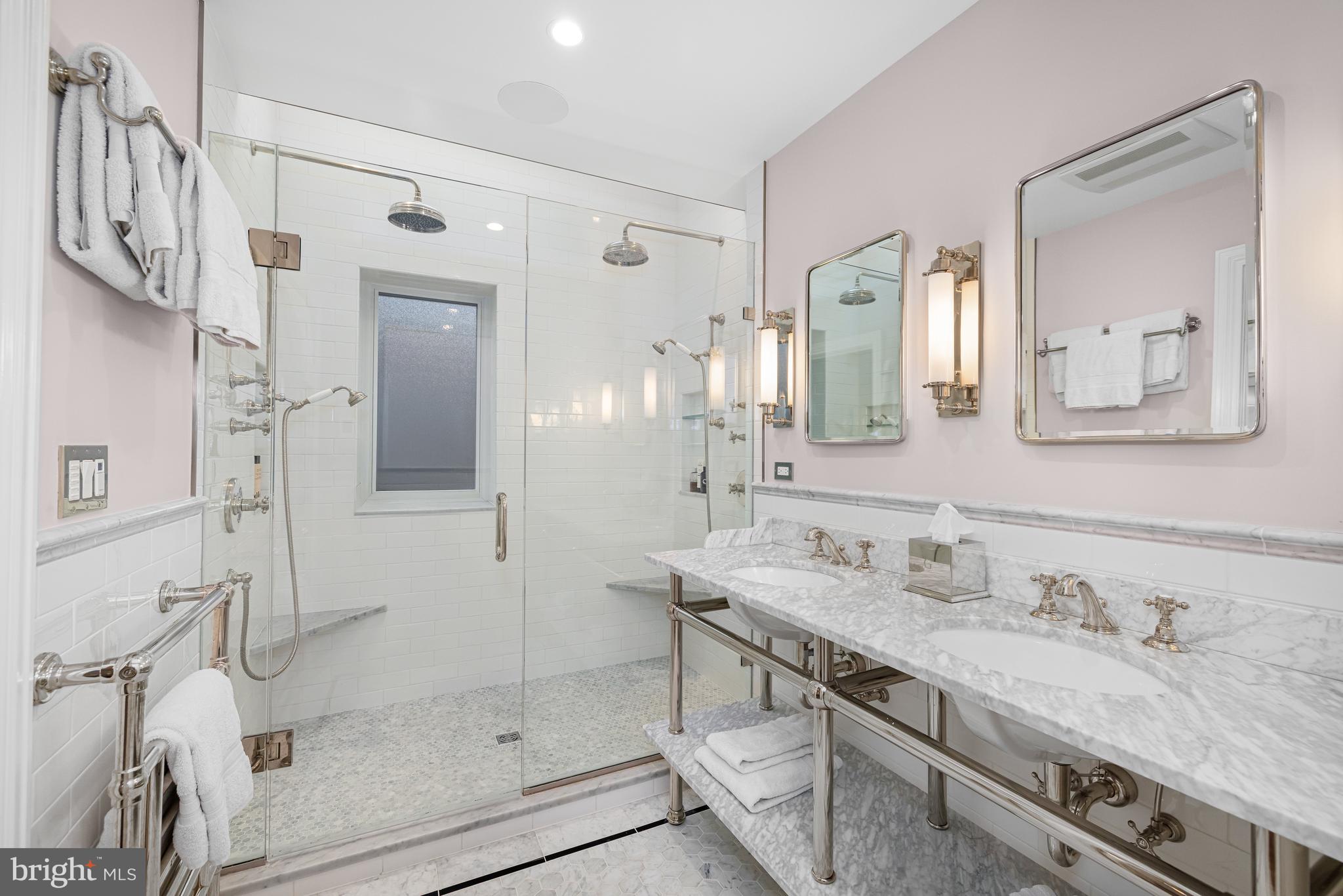 3013 Cathedral Ave NW