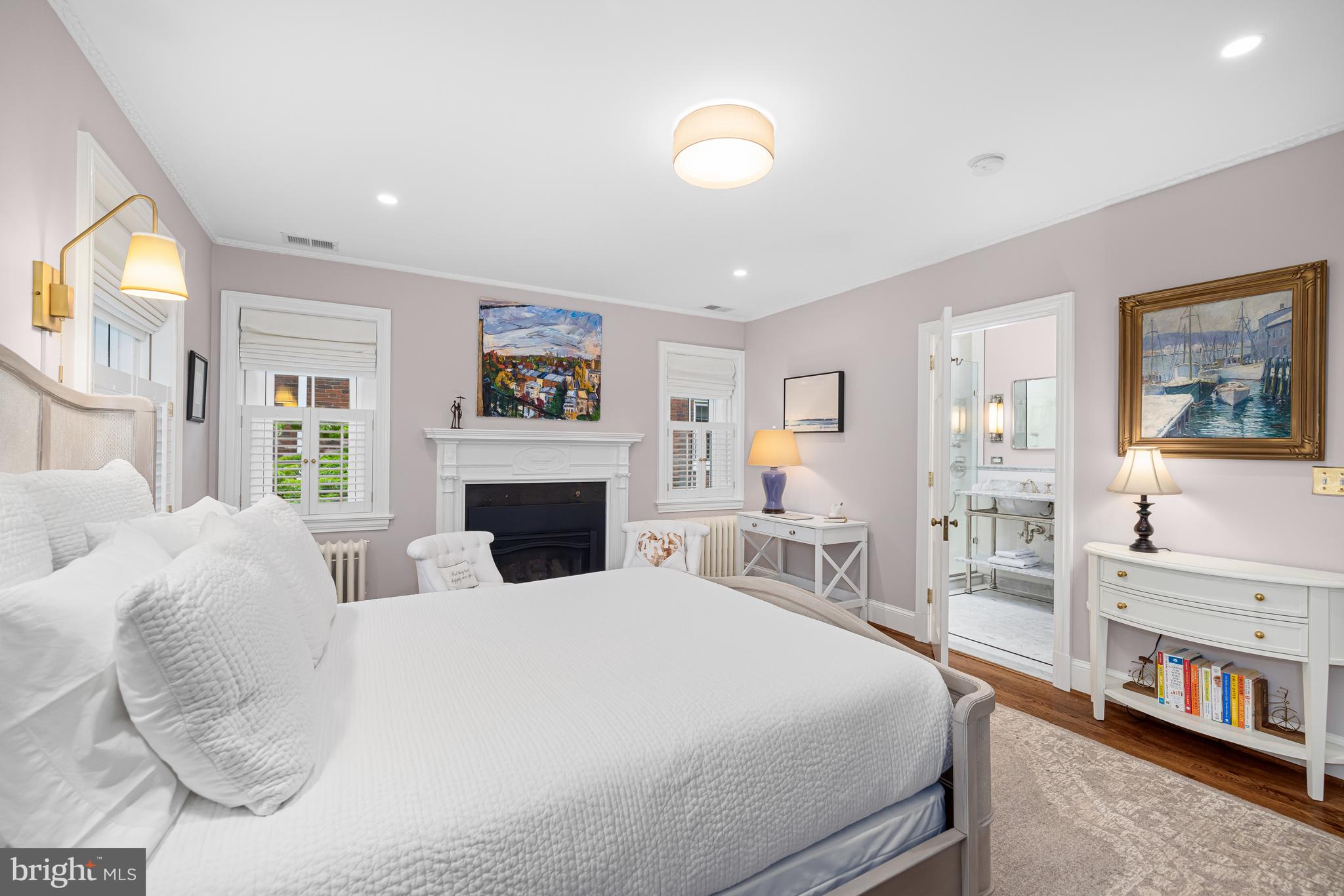 3013 Cathedral Ave NW