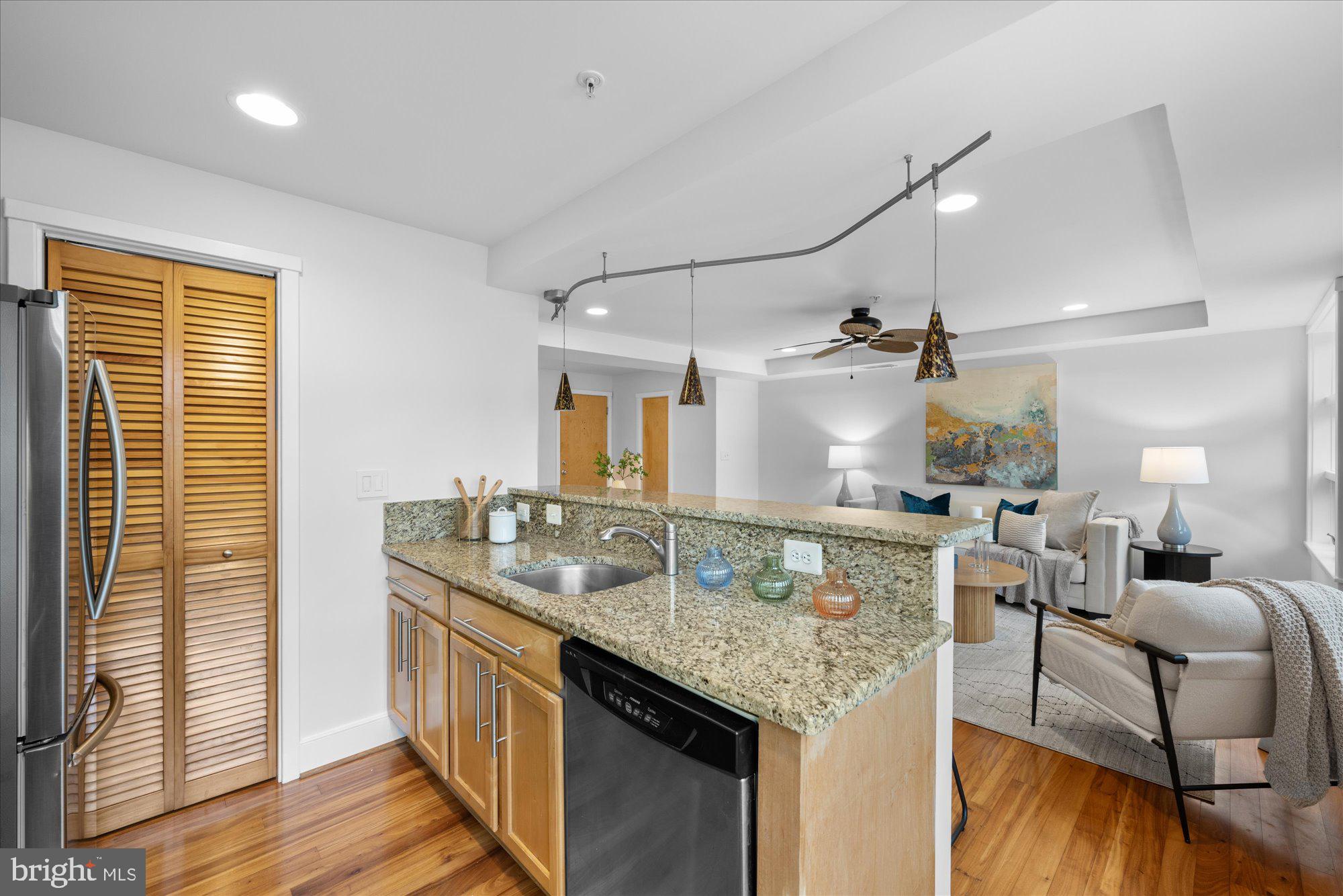 610 JEFFERSON STREET NW 201