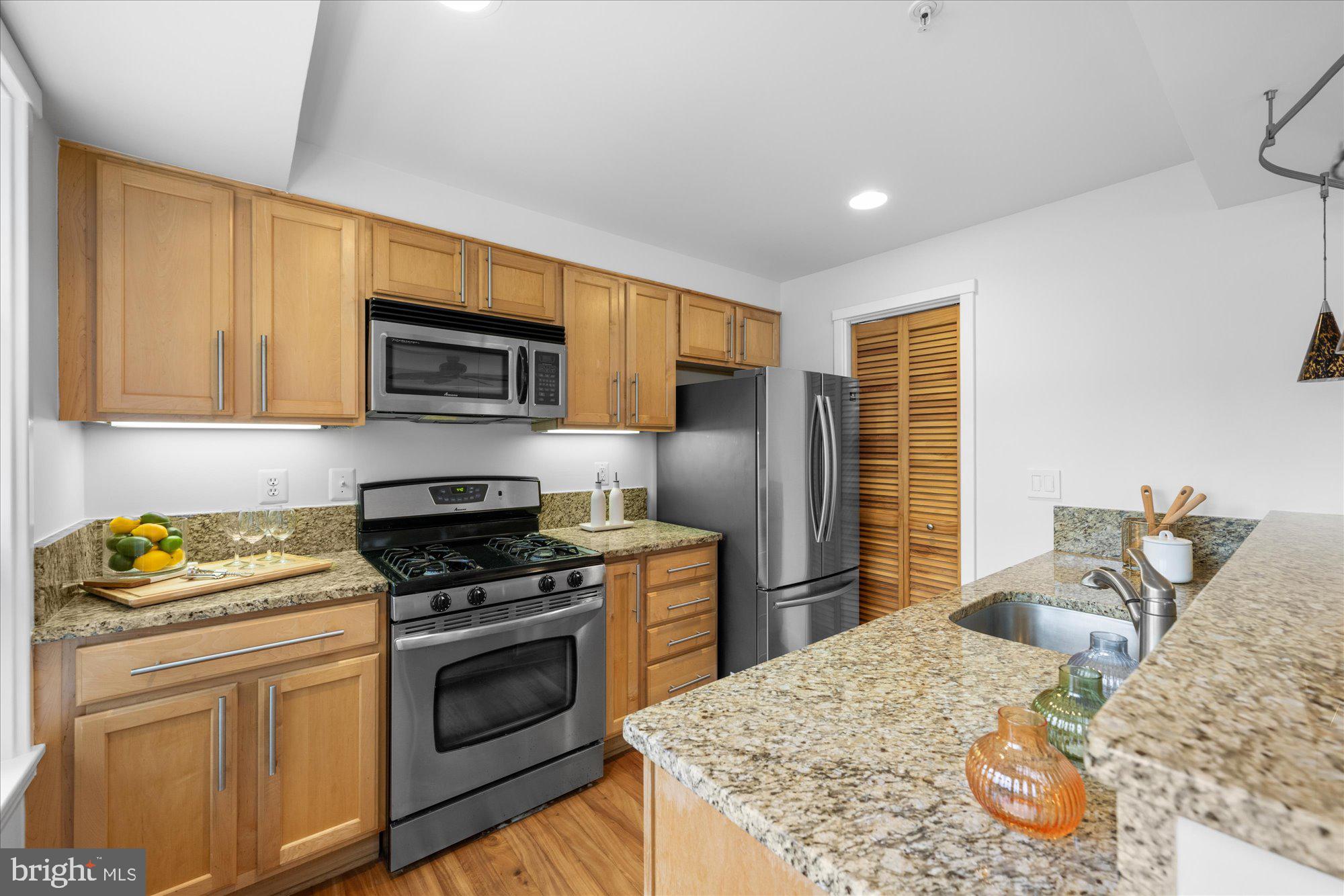 610 JEFFERSON STREET NW 201