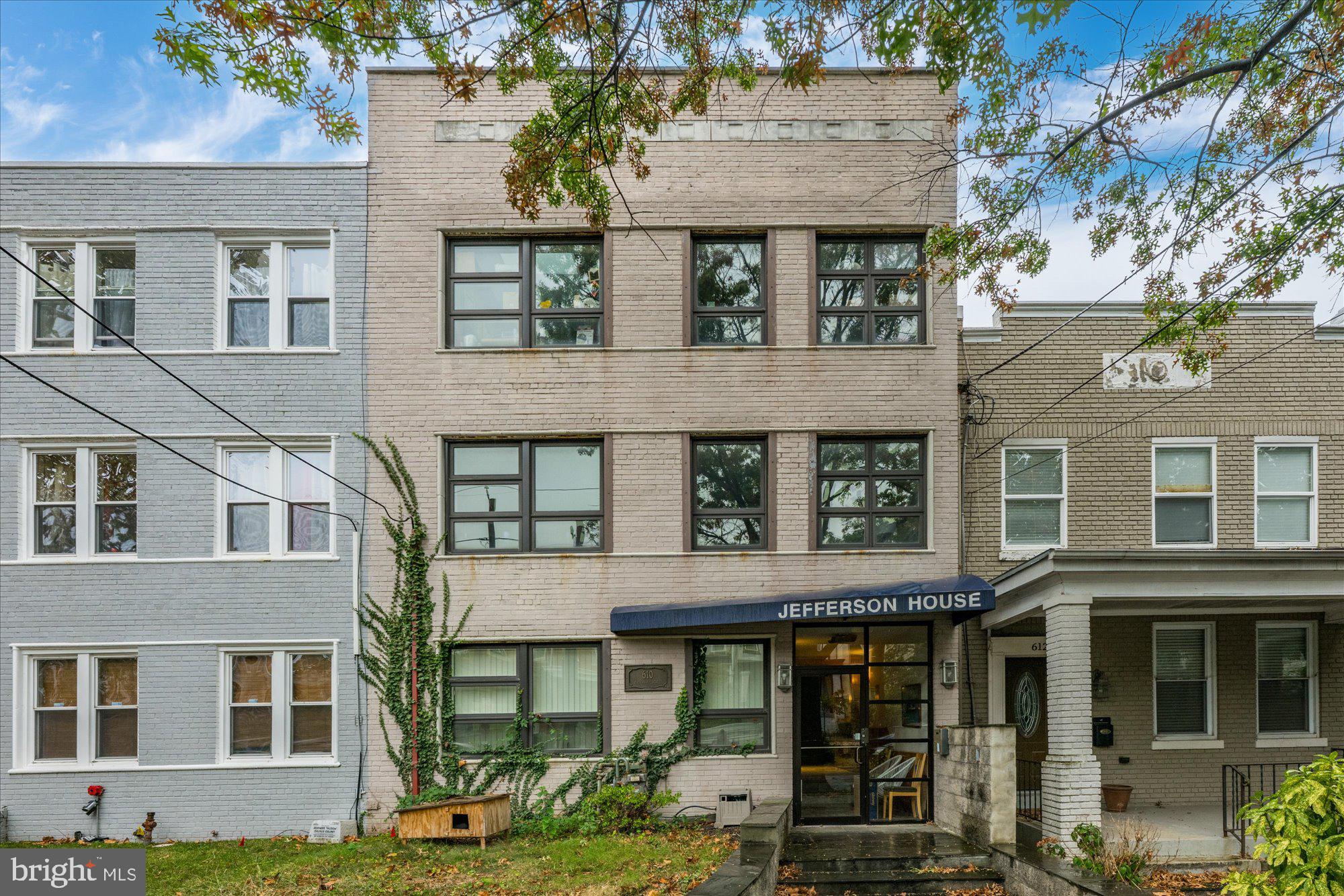 610 JEFFERSON STREET NW 201