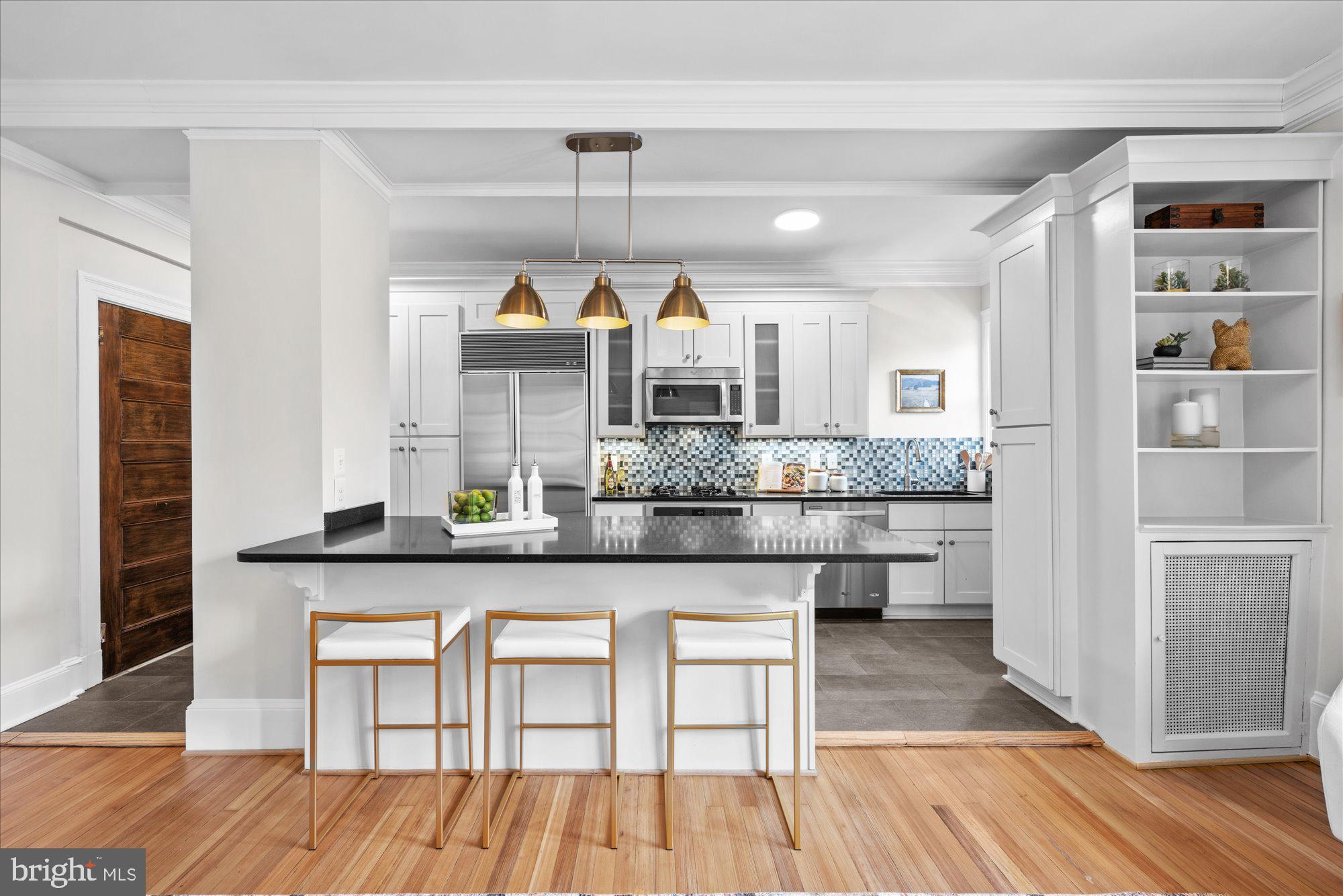 2311 CONNECTICUT AVENUE NW 301