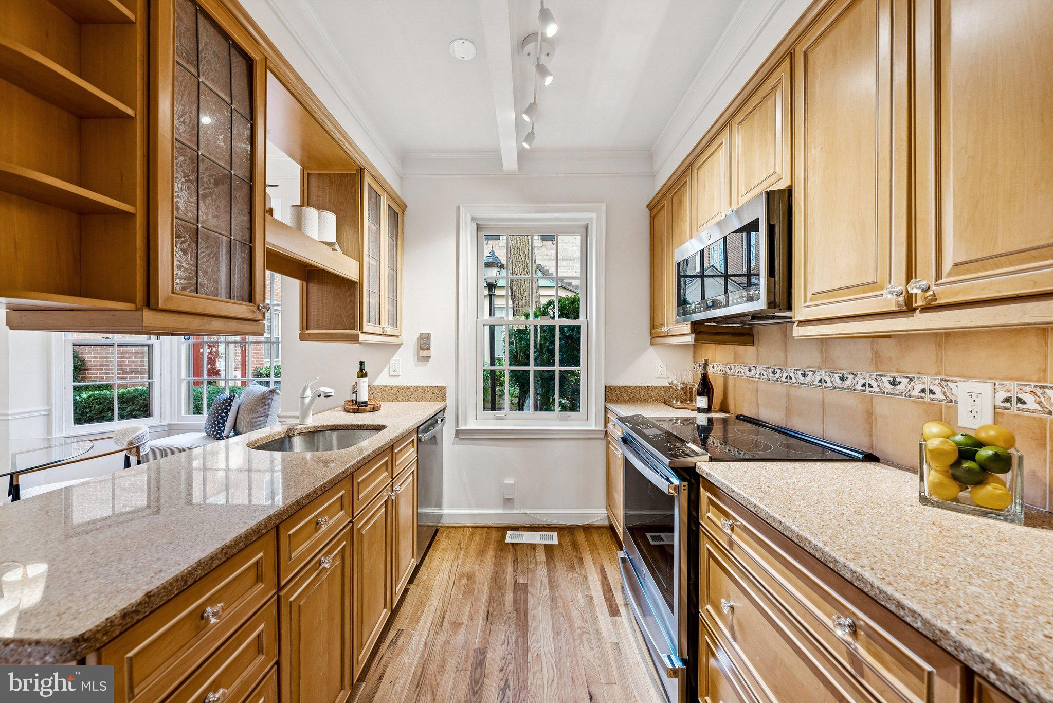 4338 WESTOVER PLACE NW