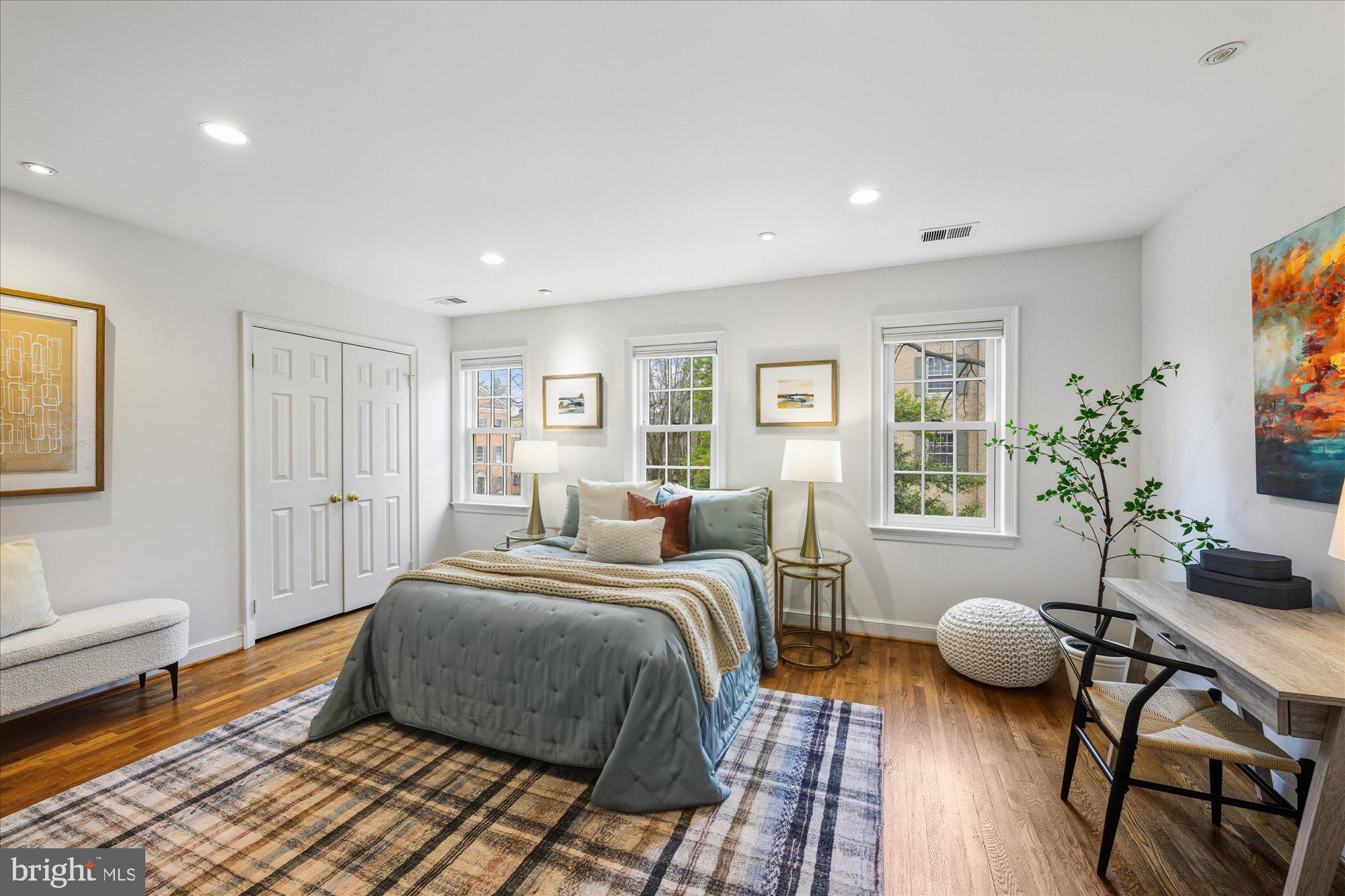 4342 WESTOVER PLACE NW