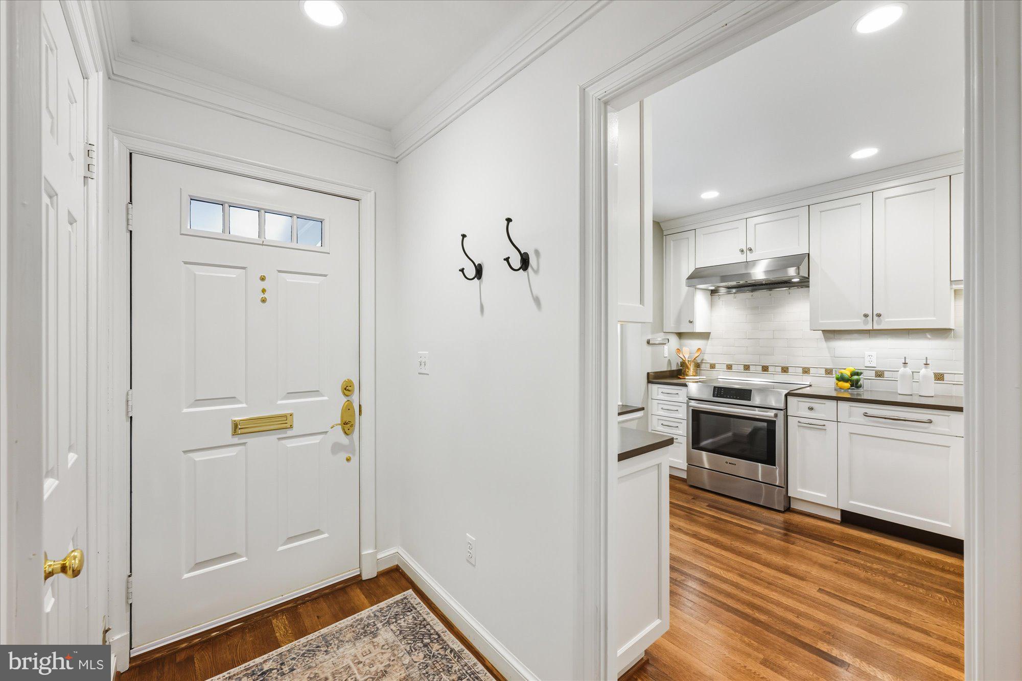 4342 WESTOVER PLACE NW