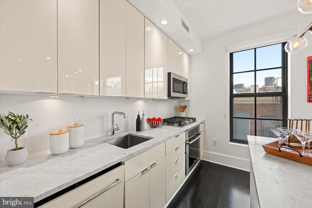 1011 M STREET NW 506