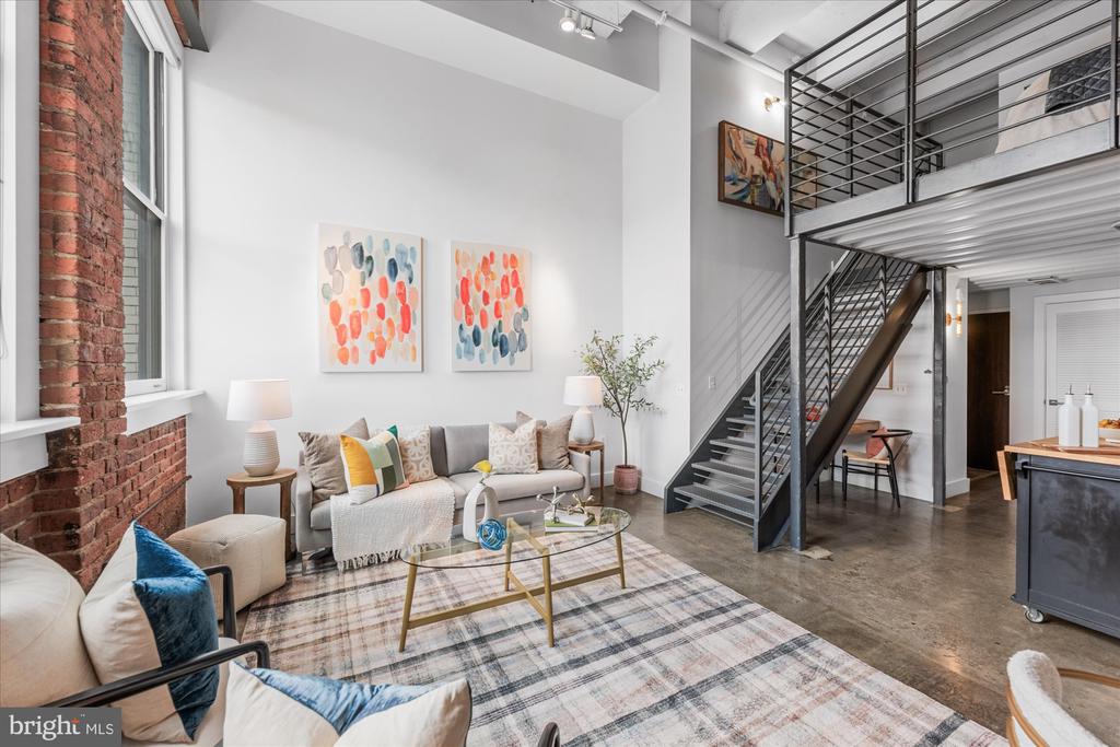 1401 R STREET NW Unit: 401