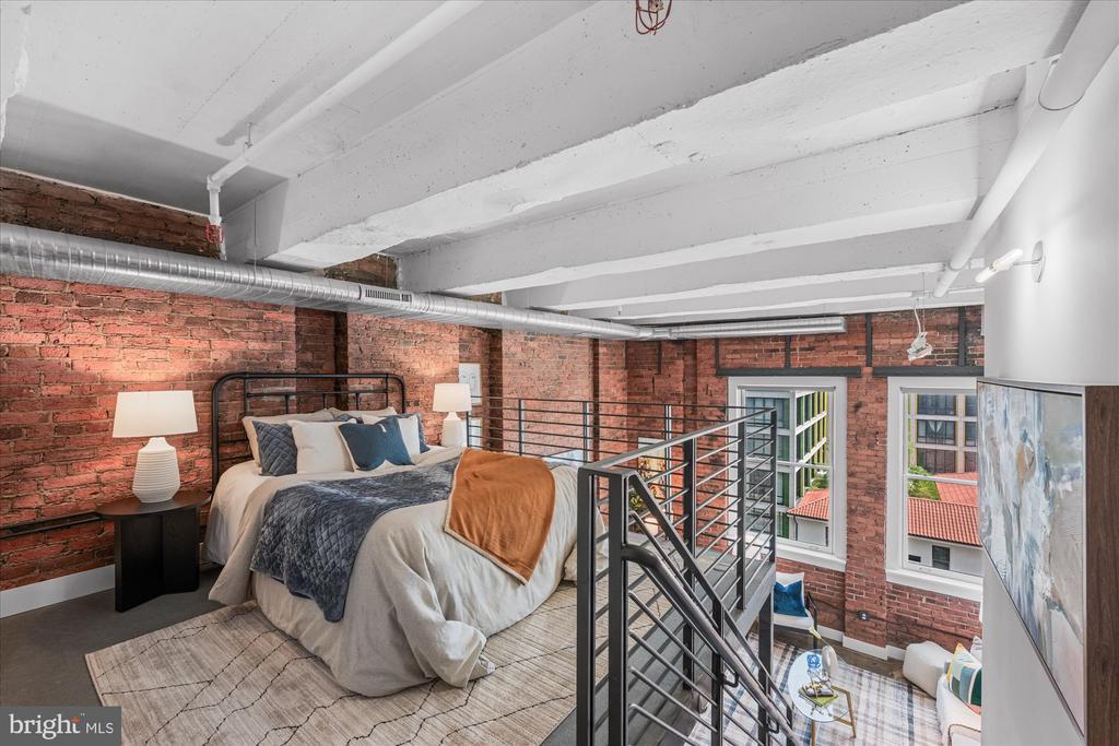 1401 R STREET NW Unit: 401