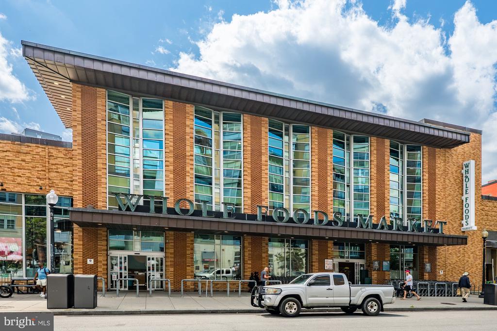 1401 R STREET NW Unit: 401
