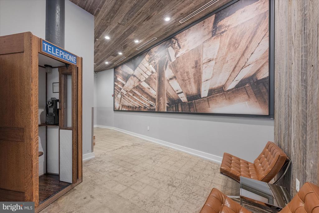 1401 R STREET NW Unit: 401