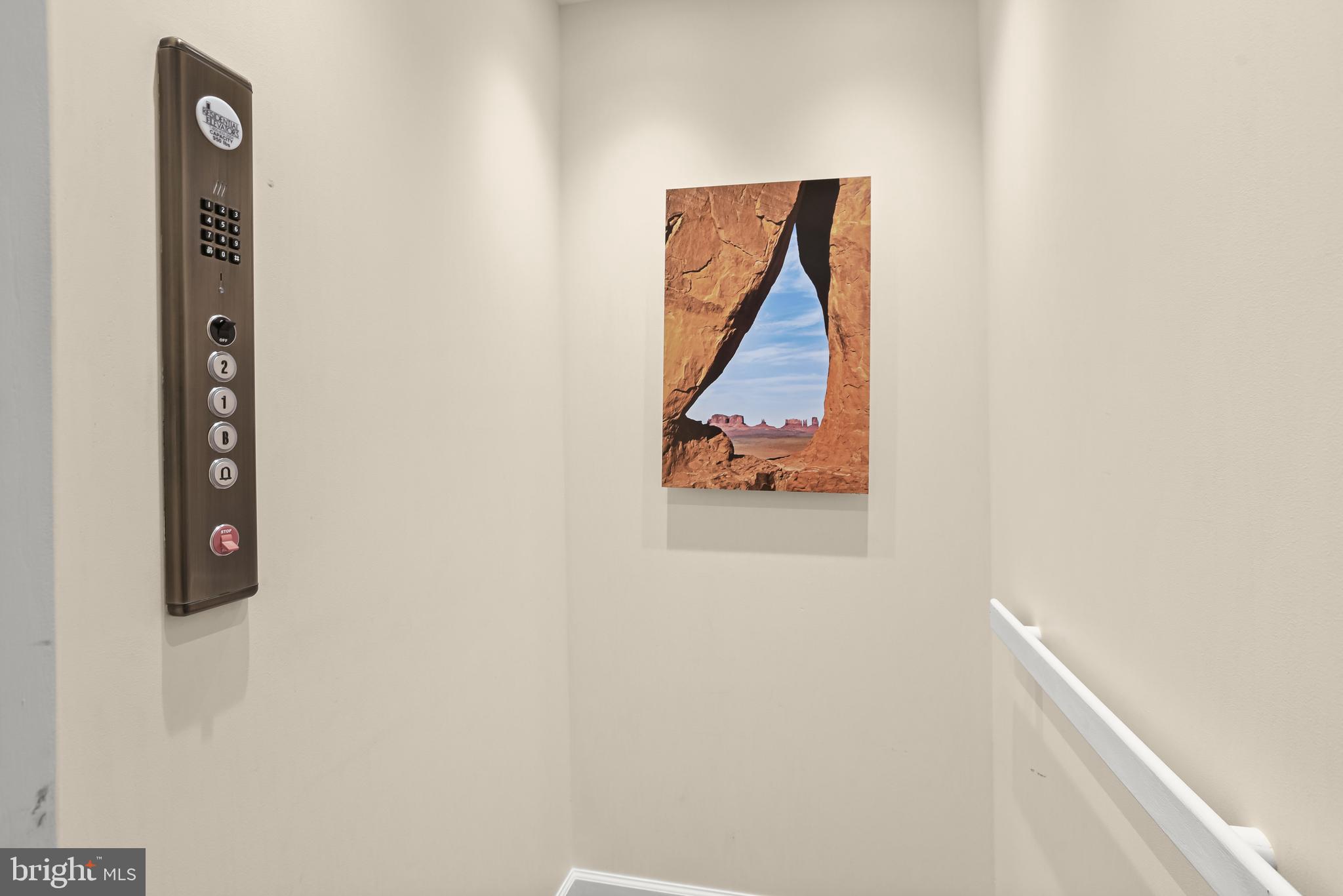 6109 Davenport TERRACE