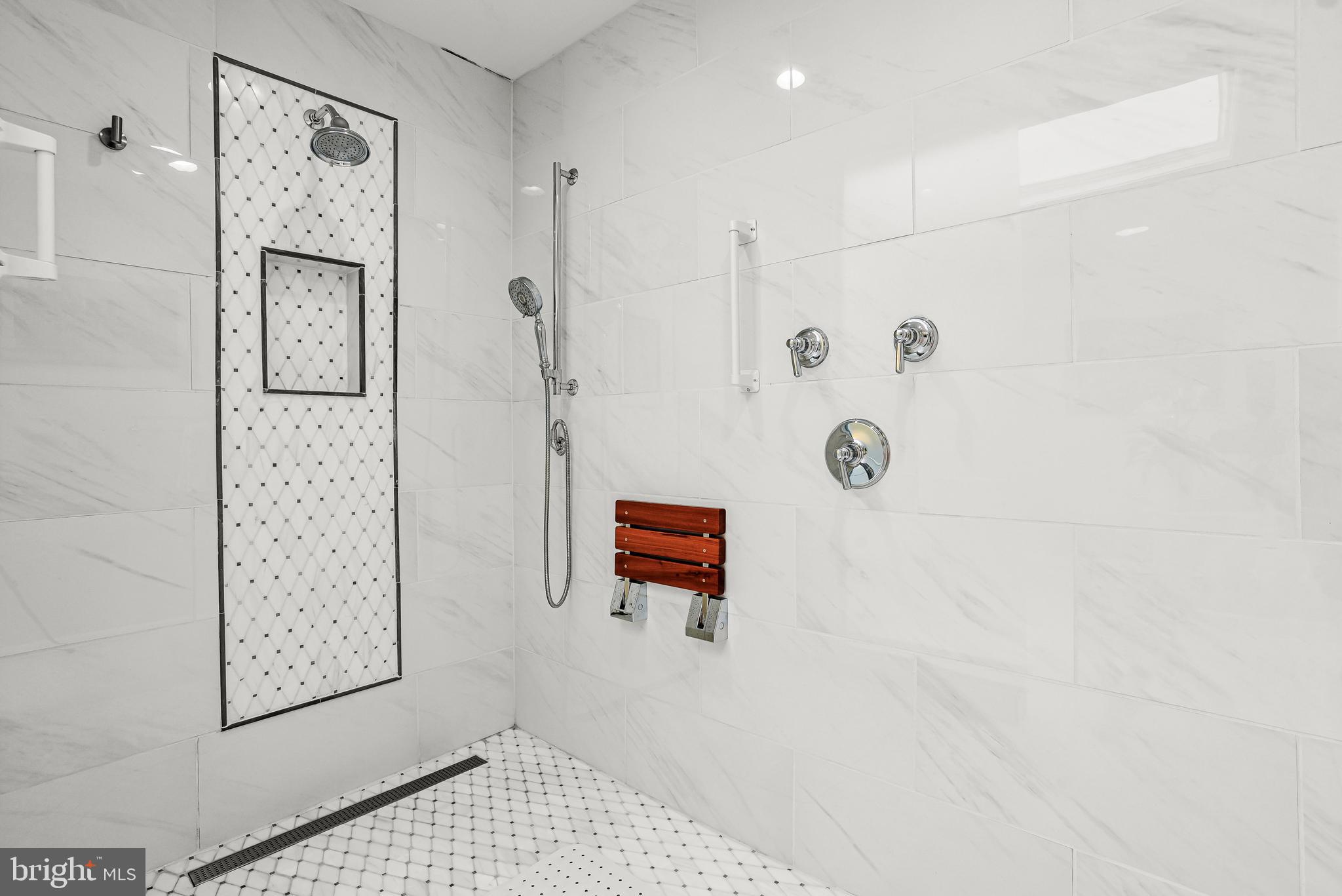 6109 Davenport TERRACE