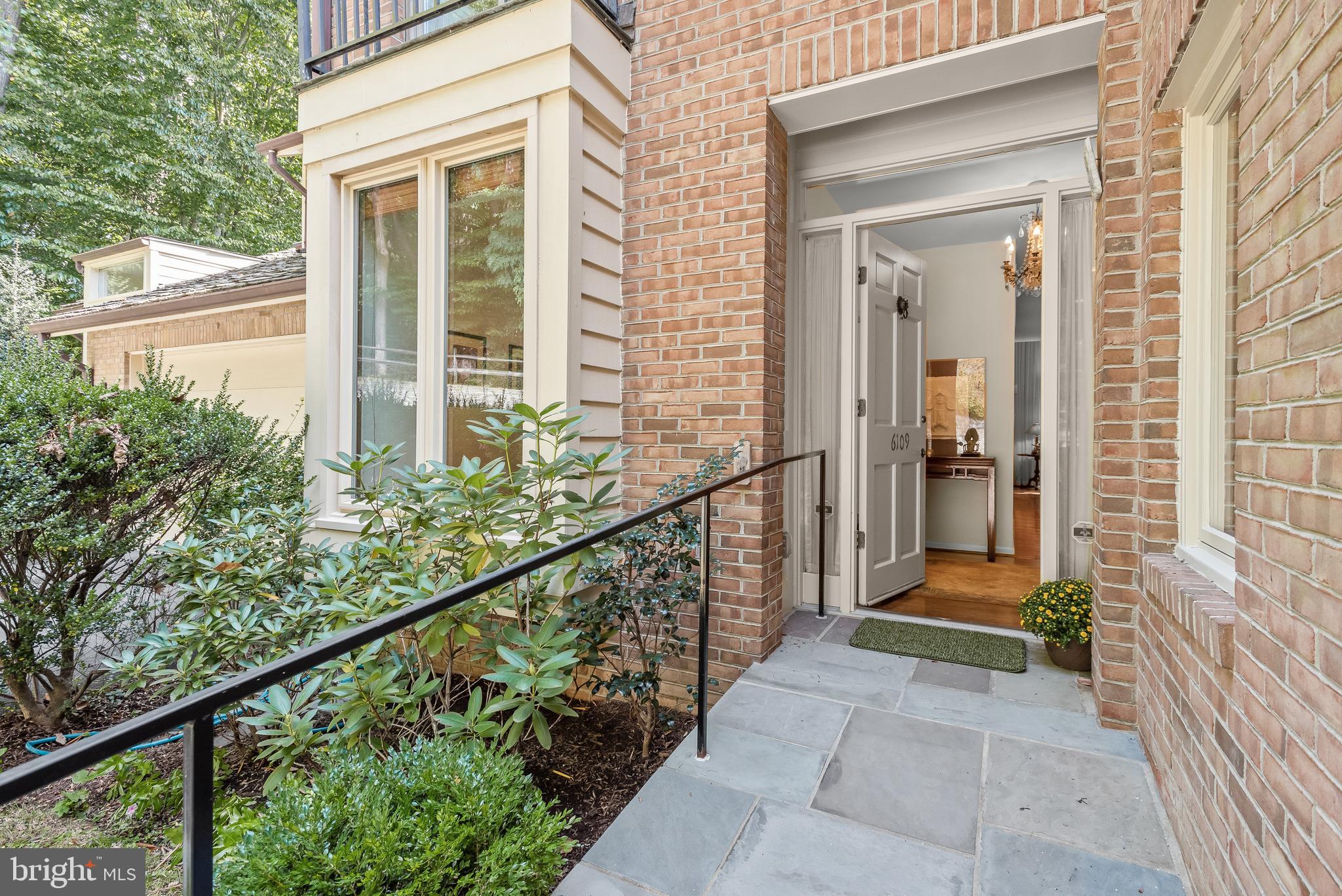 6109 Davenport TERRACE