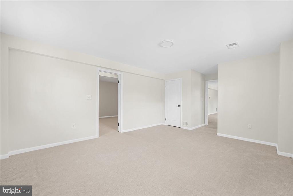 1310 MIDWOOD PLACE
