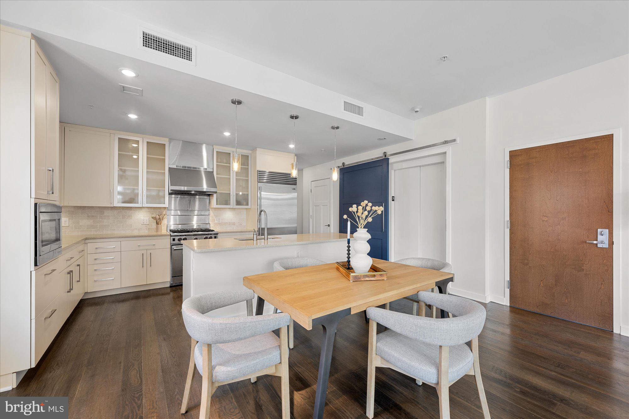1700 Clarendon Blvd #154