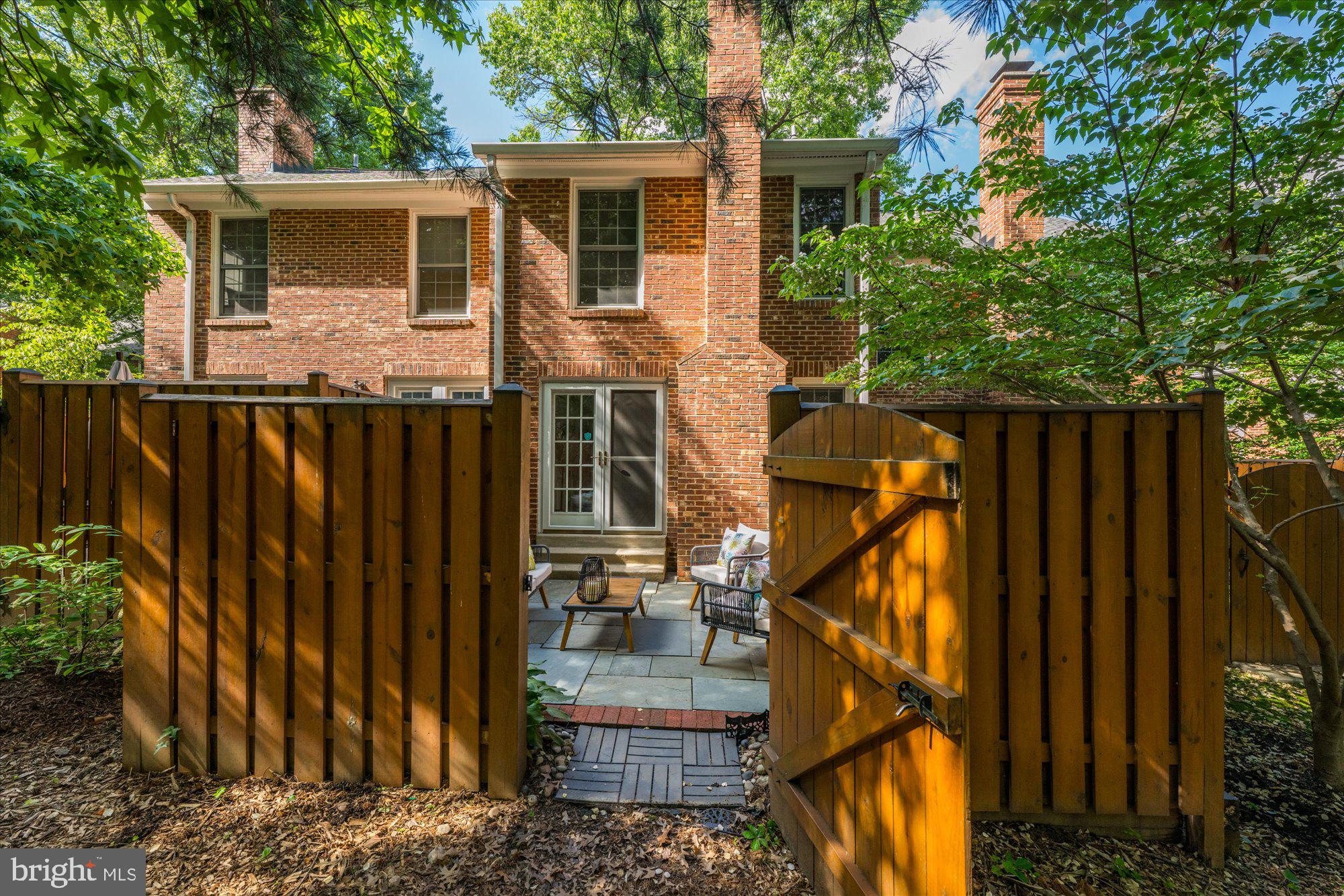 2518 S Walter Reed Dr #B
