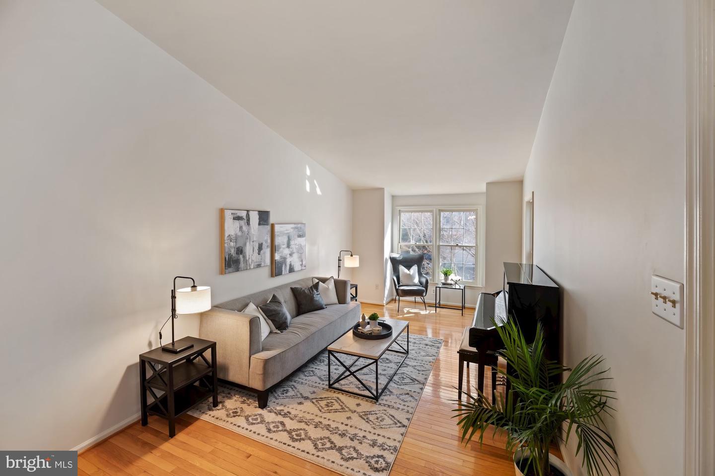 6512 LEGEND GATE PLACE