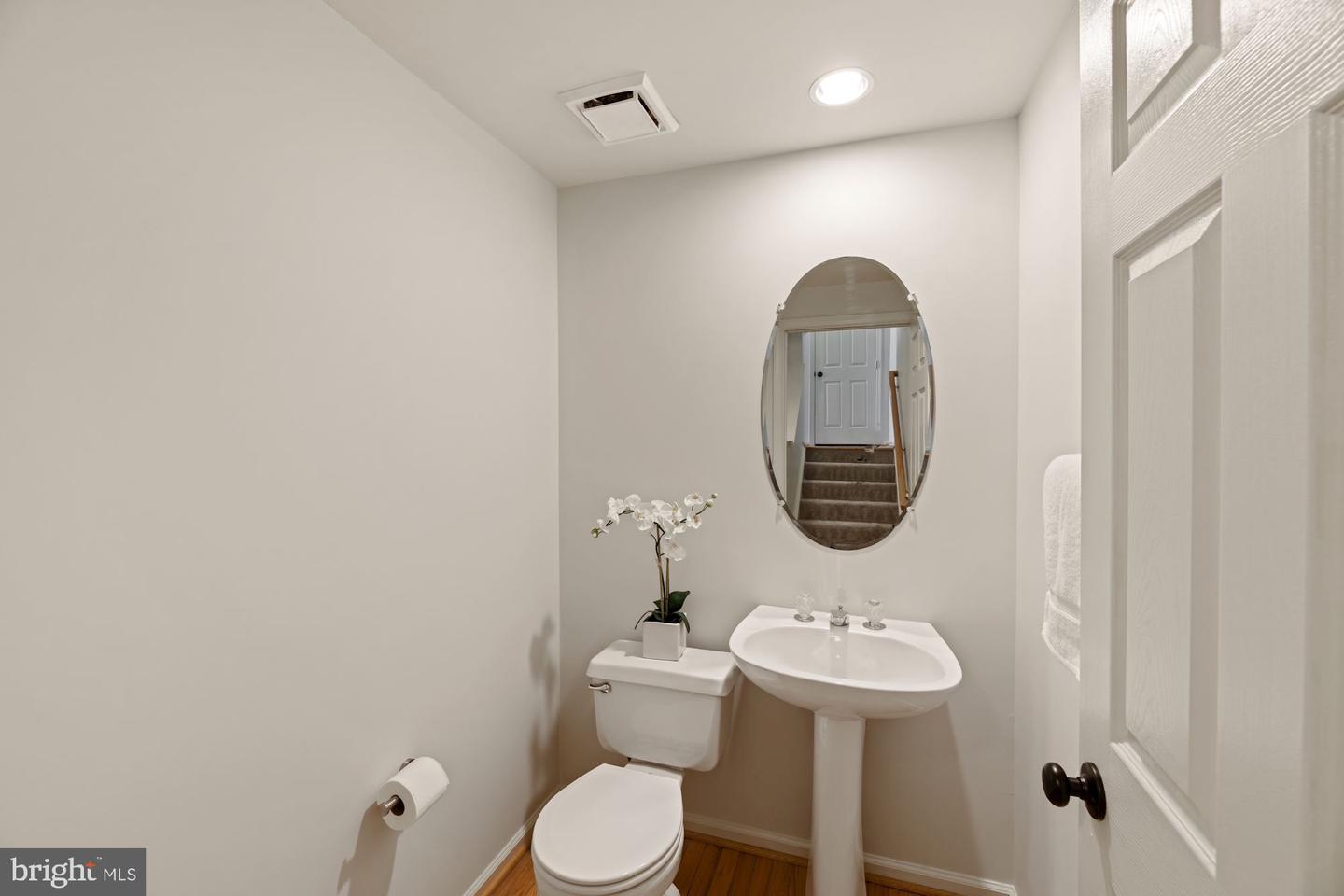 6512 LEGEND GATE PLACE