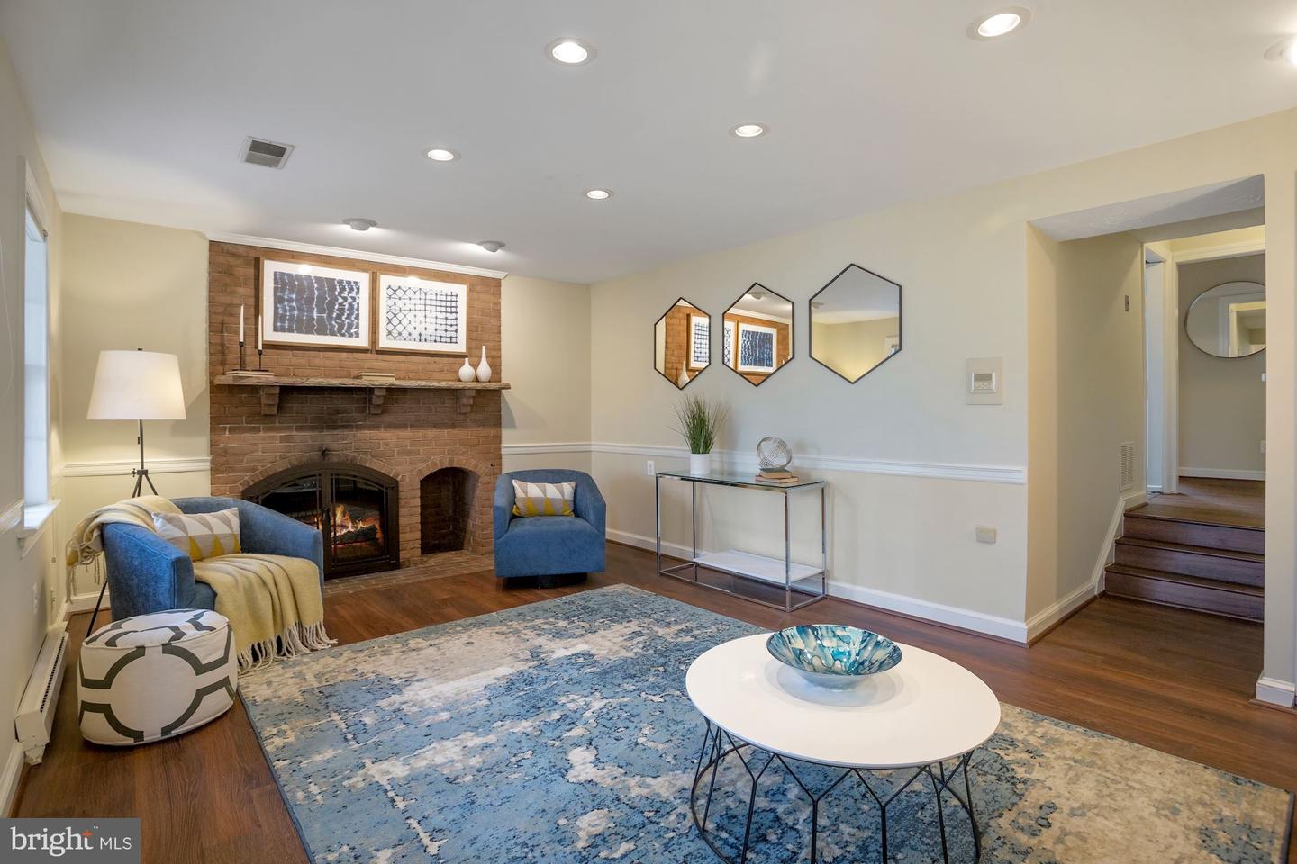 7994 HIDDEN BRIDGE DRIVE