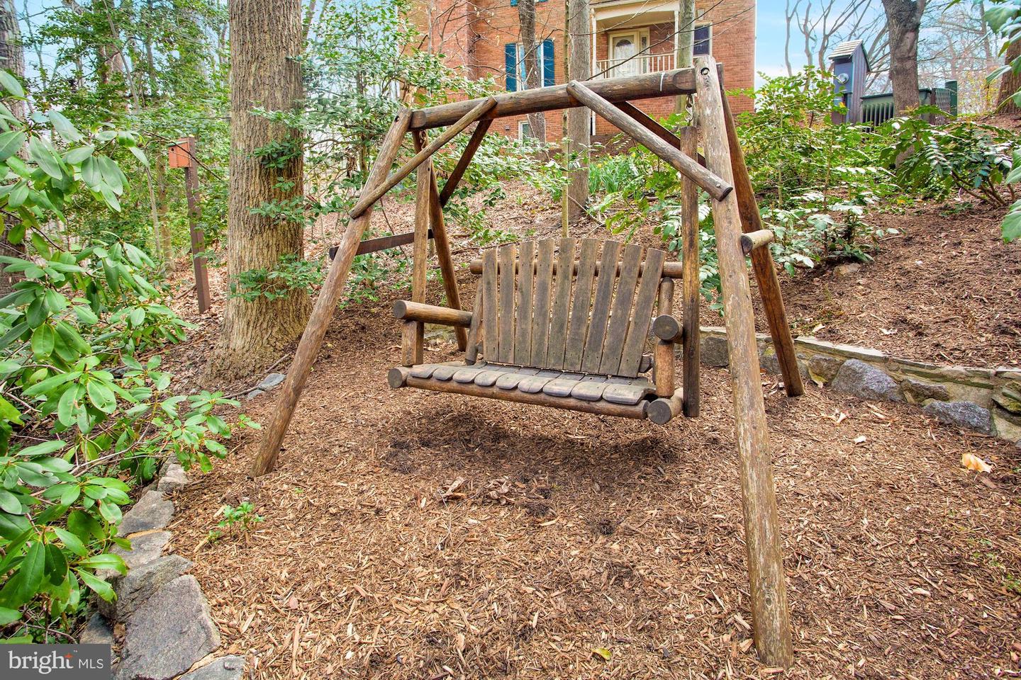 7994 HIDDEN BRIDGE DRIVE