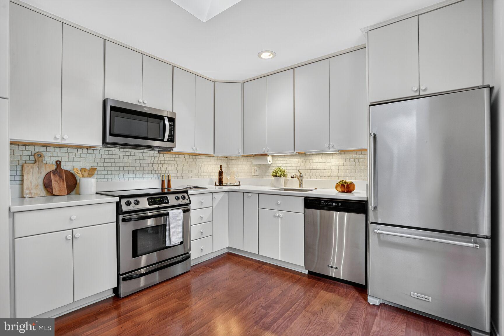 3422 CHARLESON STREET