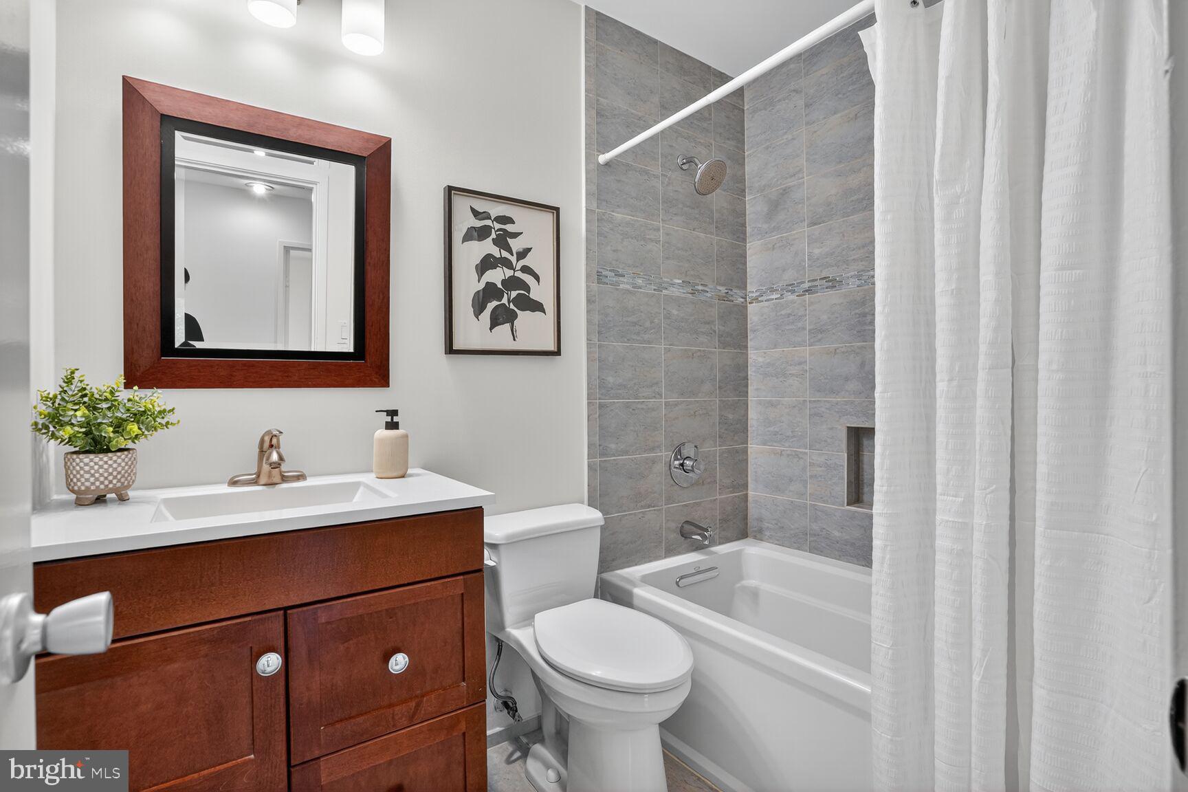 3422 CHARLESON STREET