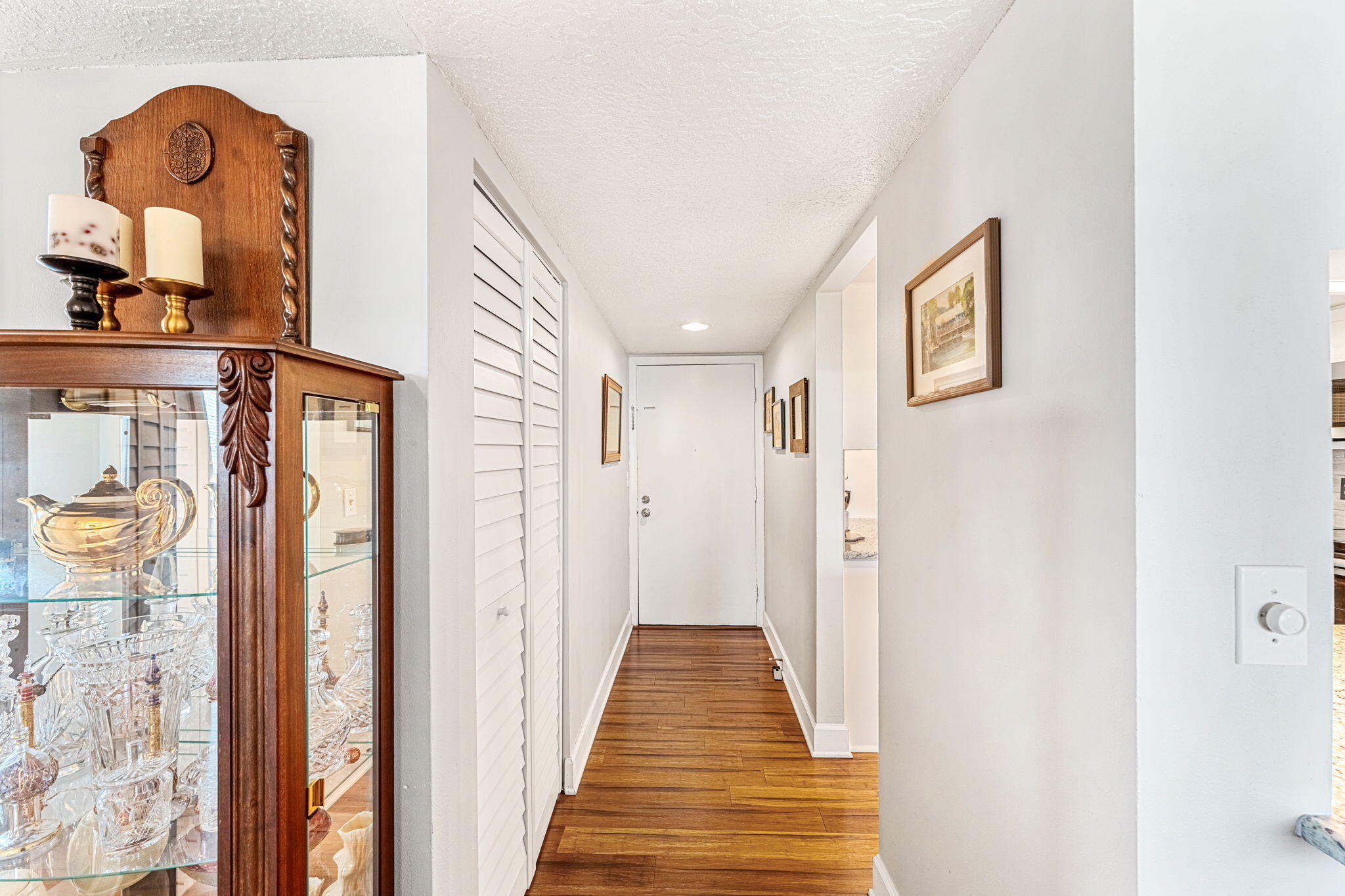 3150 N Harbor City Boulevard, 243