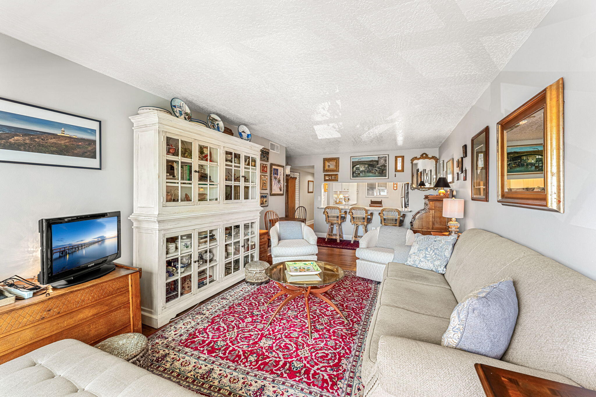 3150 N Harbor City Boulevard, 243
