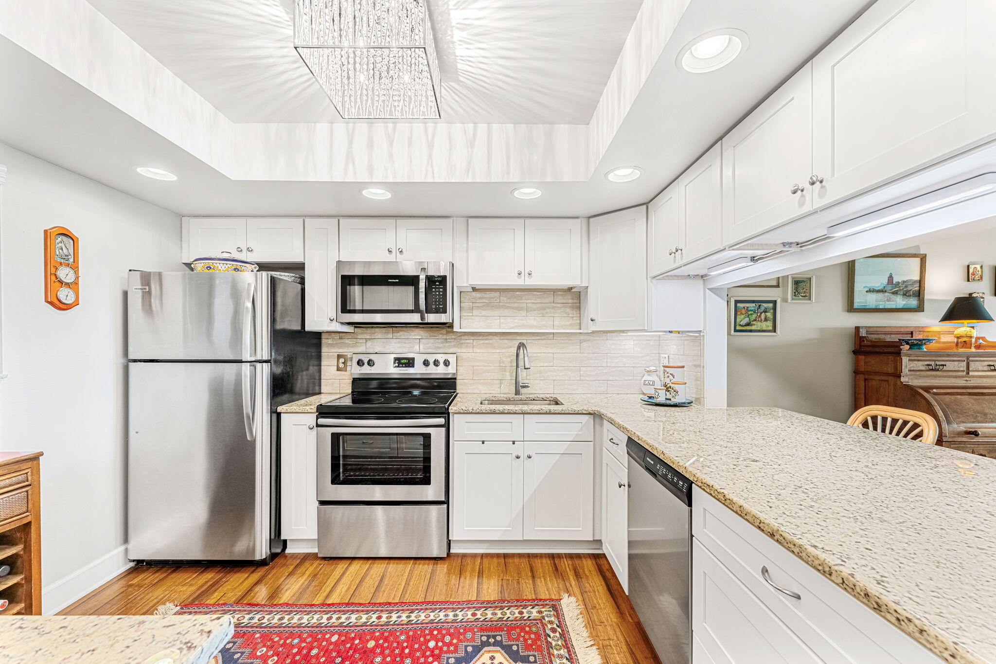 3150 N Harbor City Boulevard, 243