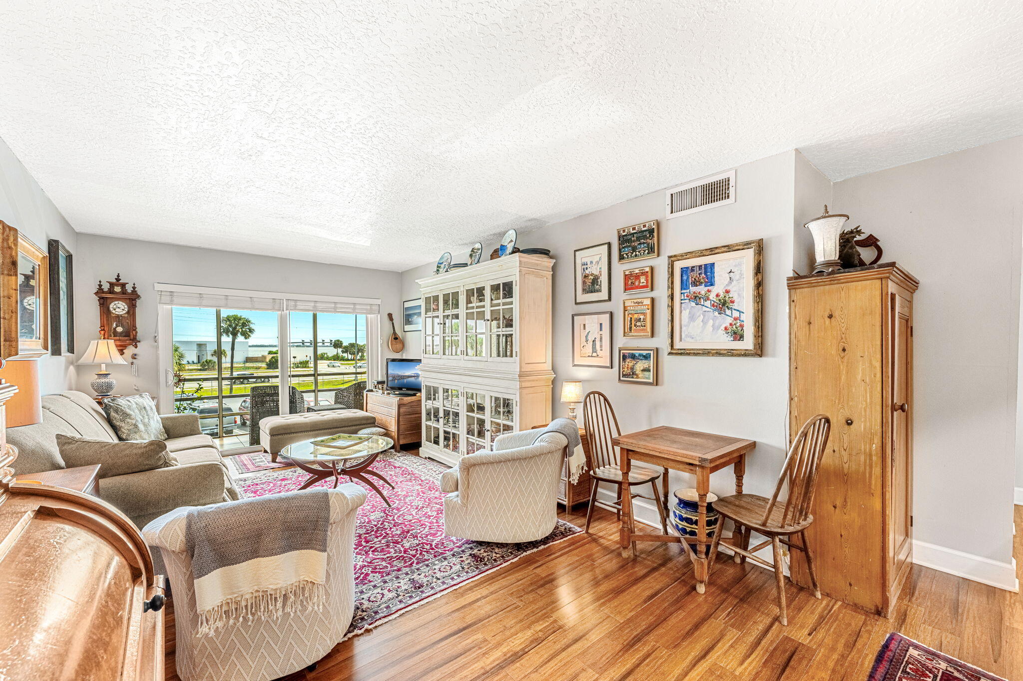 3150 N Harbor City Boulevard, 243