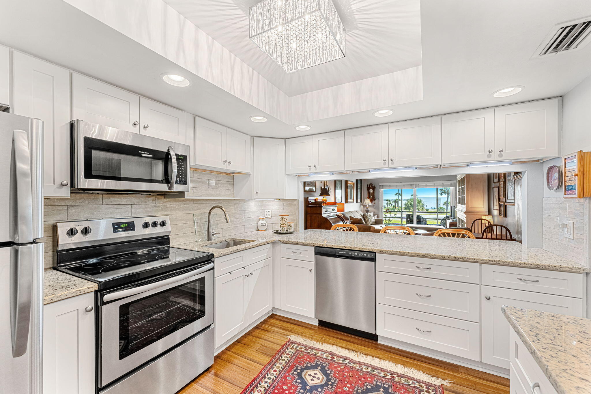 3150 N Harbor City Boulevard, 243