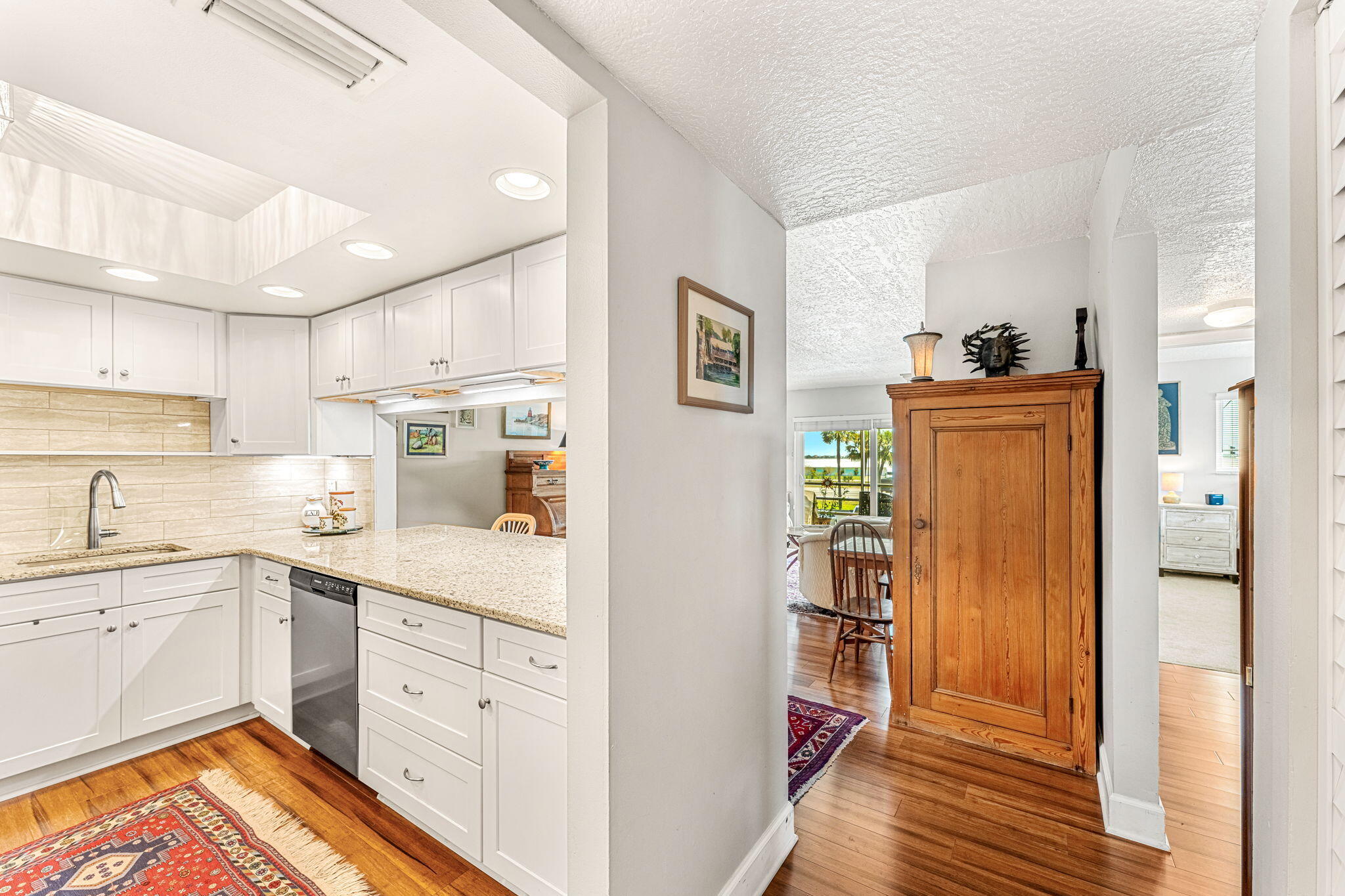 3150 N Harbor City Boulevard, 243