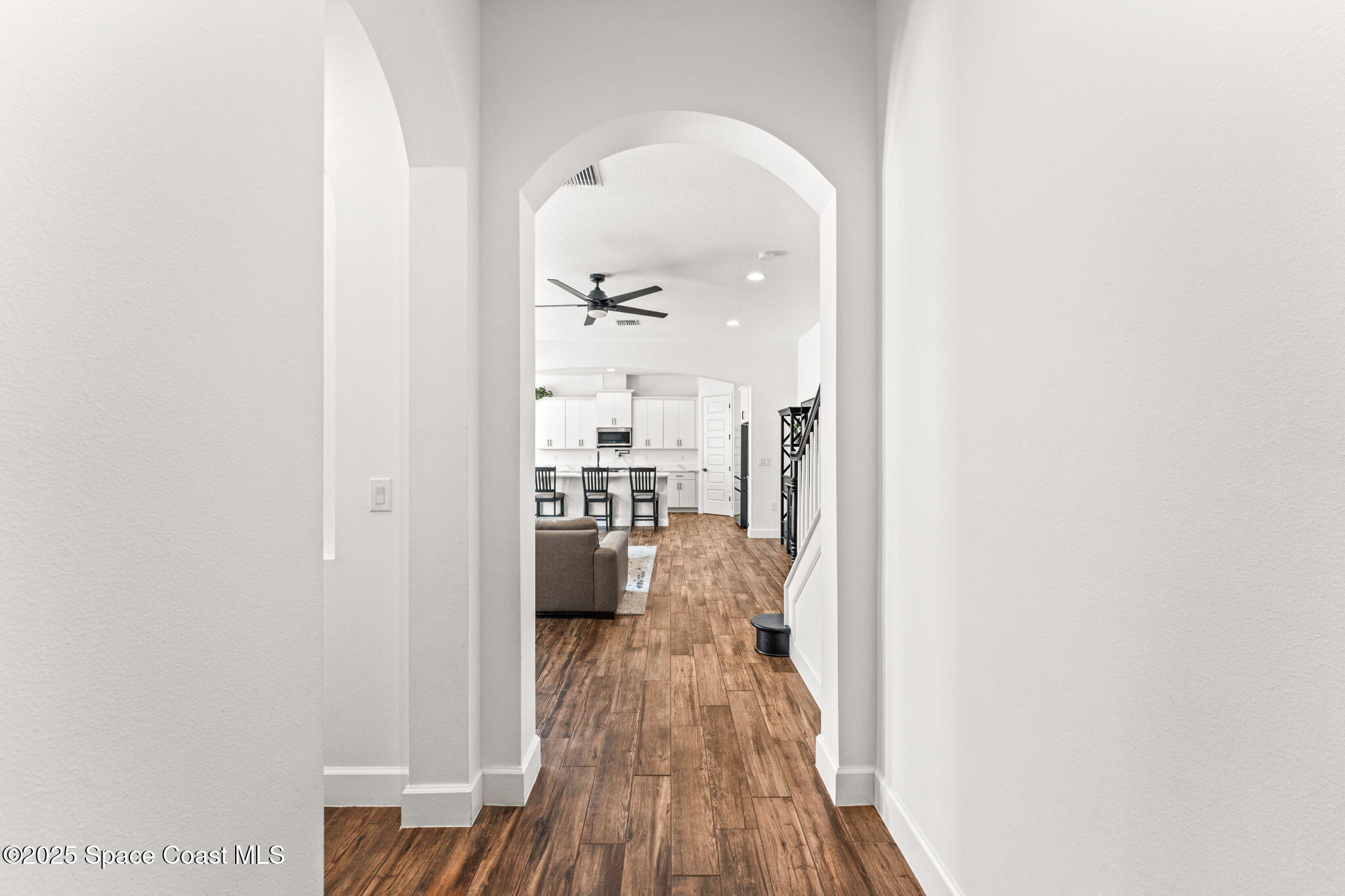 8476 Lyside Drive