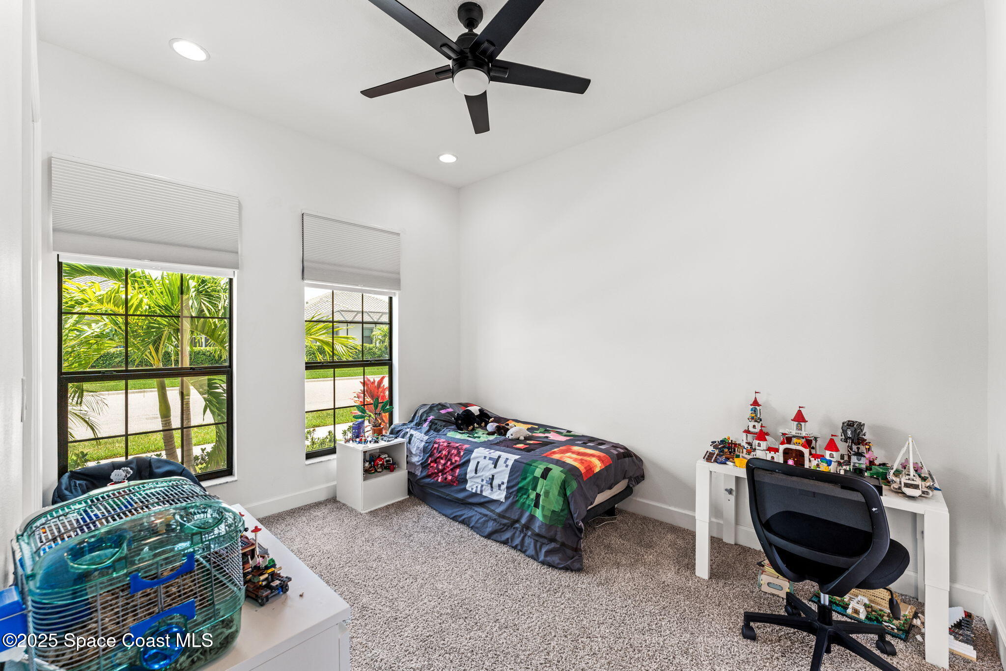 8476 Lyside Drive