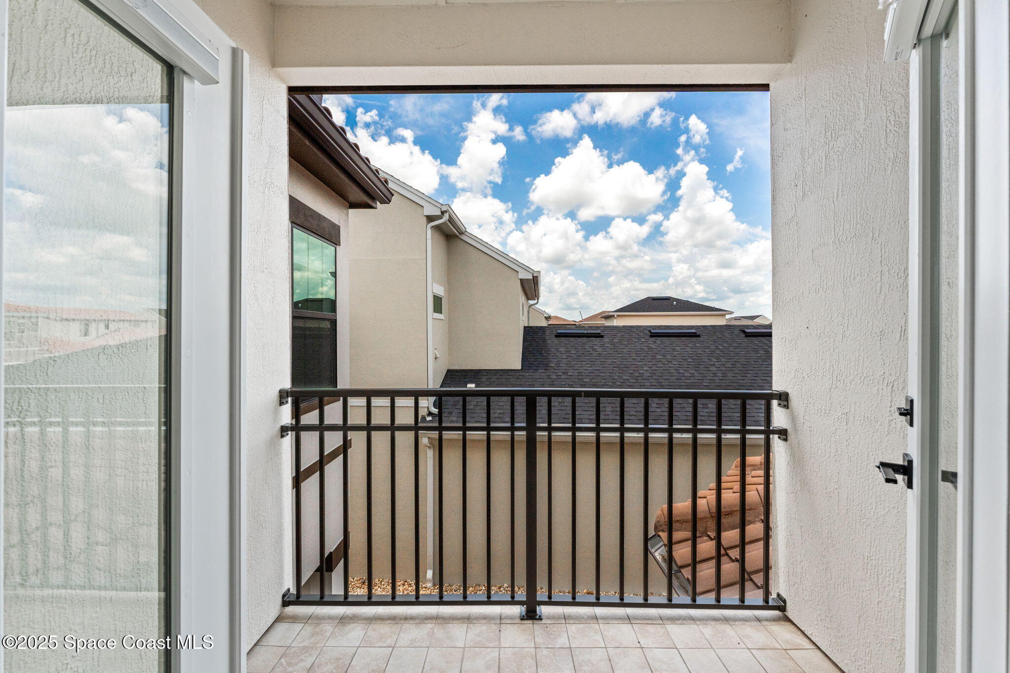 8476 Lyside Drive