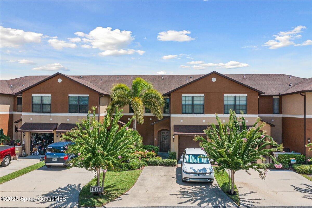 1410 Lara Circle, 104