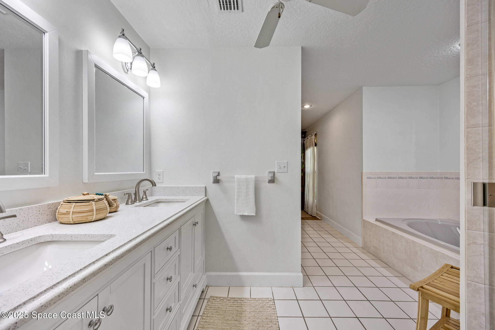 1005 Old Parsonage Drive