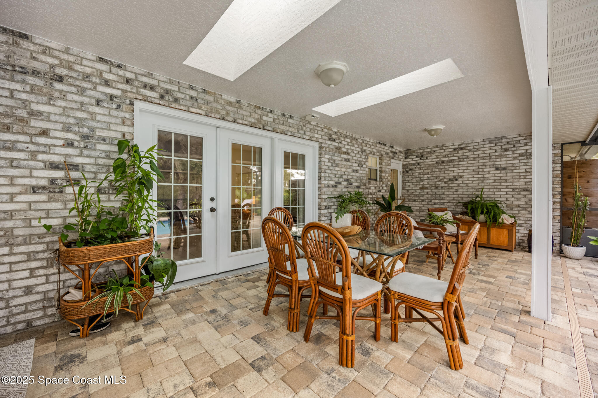 1005 Old Parsonage Drive