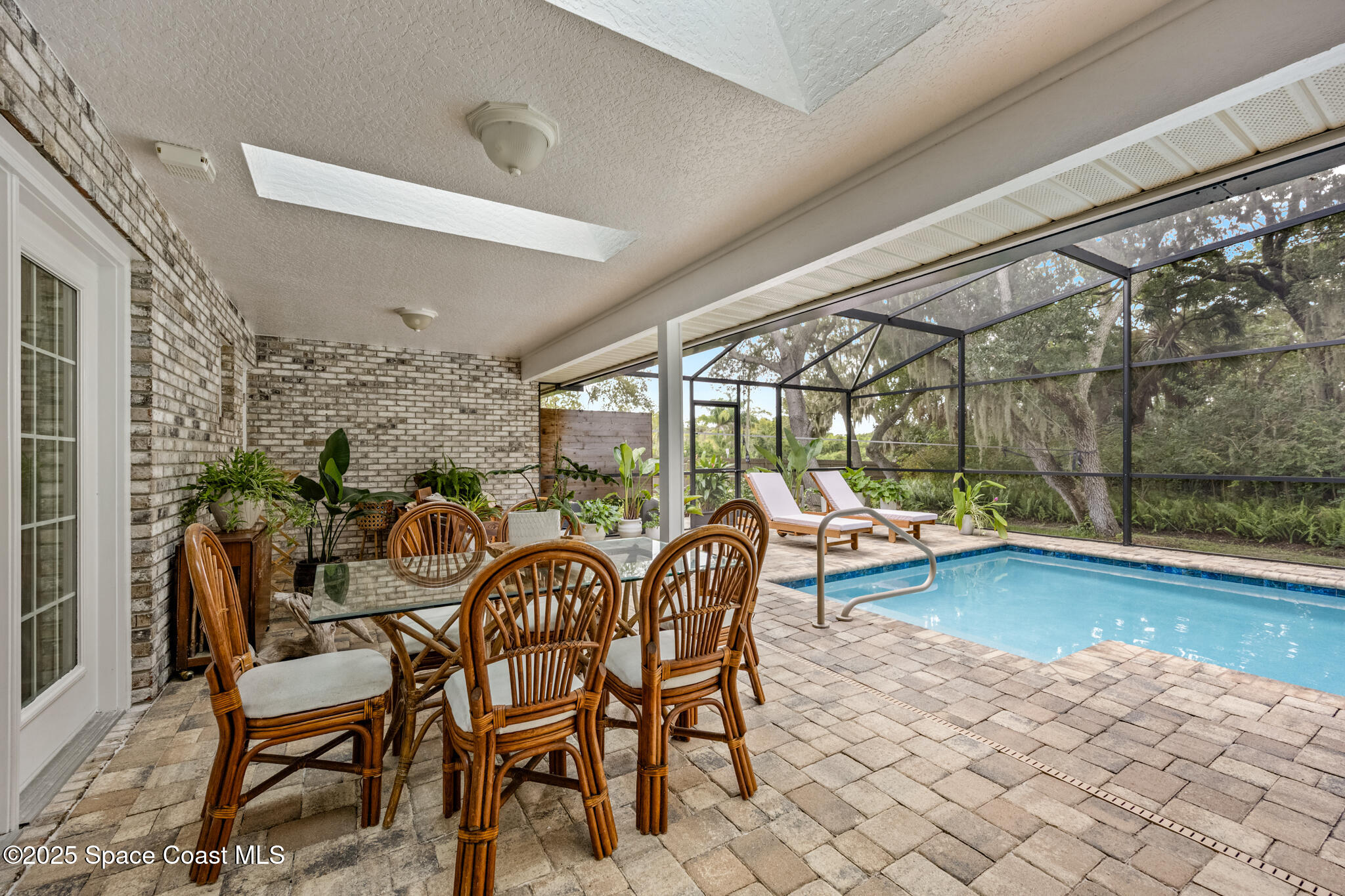 1005 Old Parsonage Drive