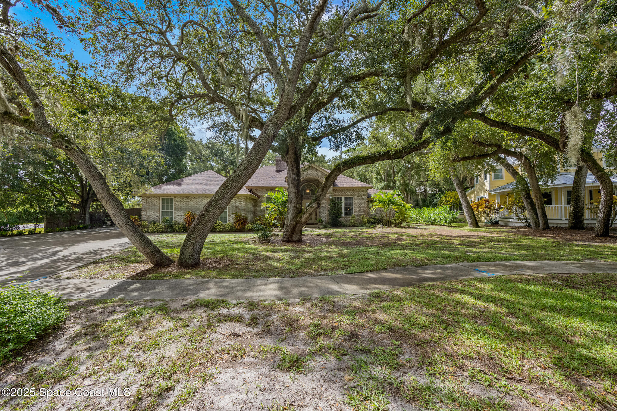 1005 Old Parsonage Drive