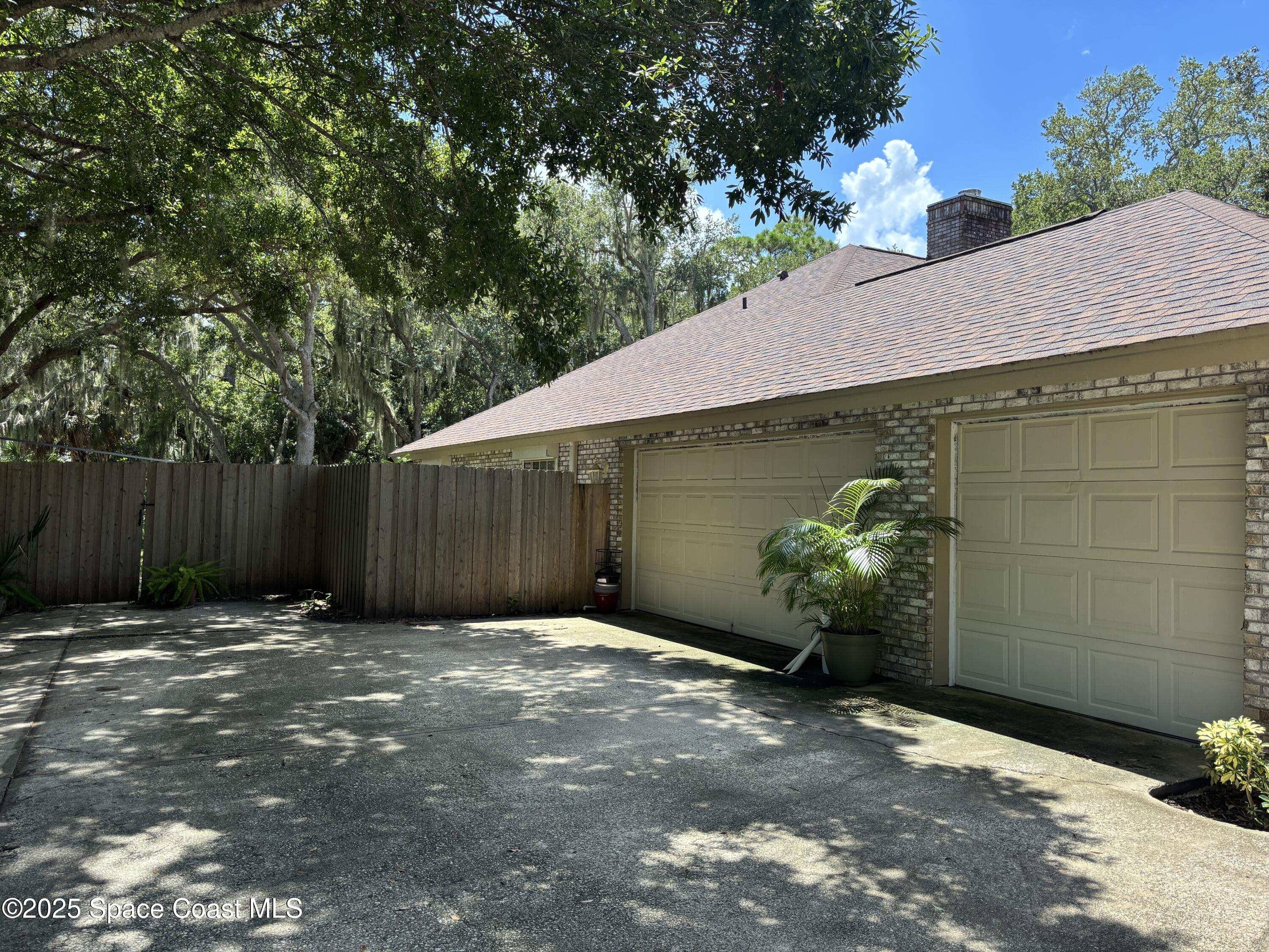 1005 Old Parsonage Drive
