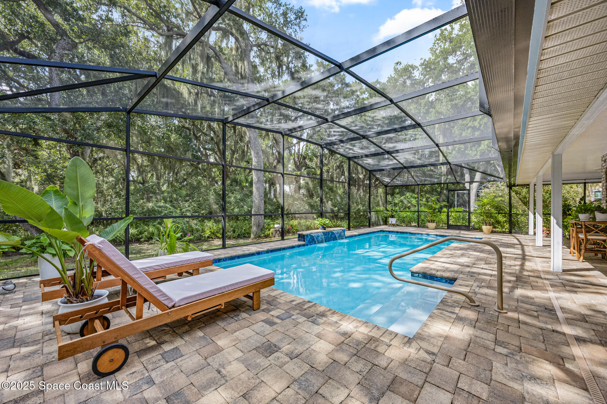 1005 Old Parsonage Drive