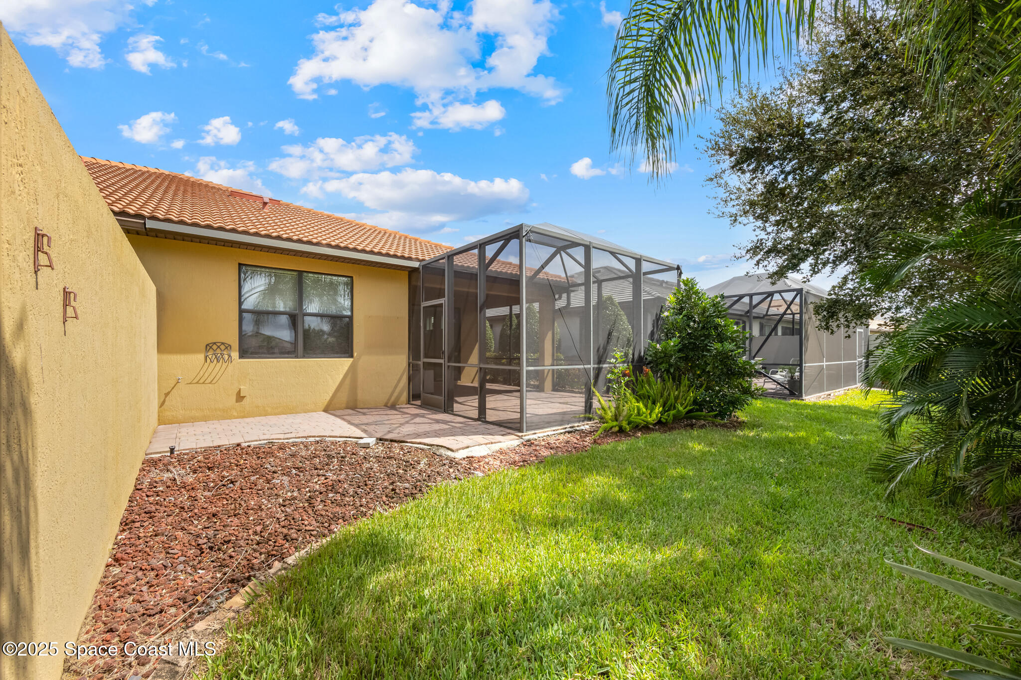 4487 Beauty Leaf Circle