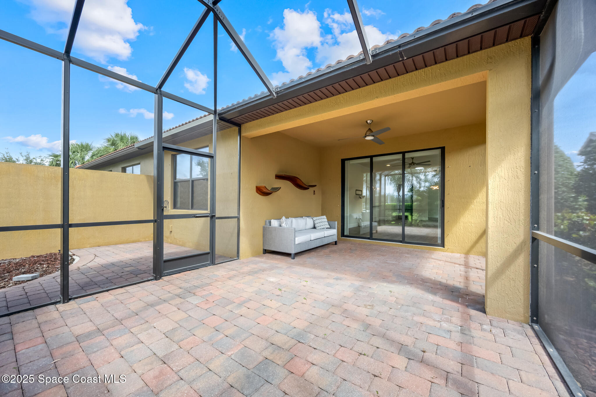 4487 Beauty Leaf Circle