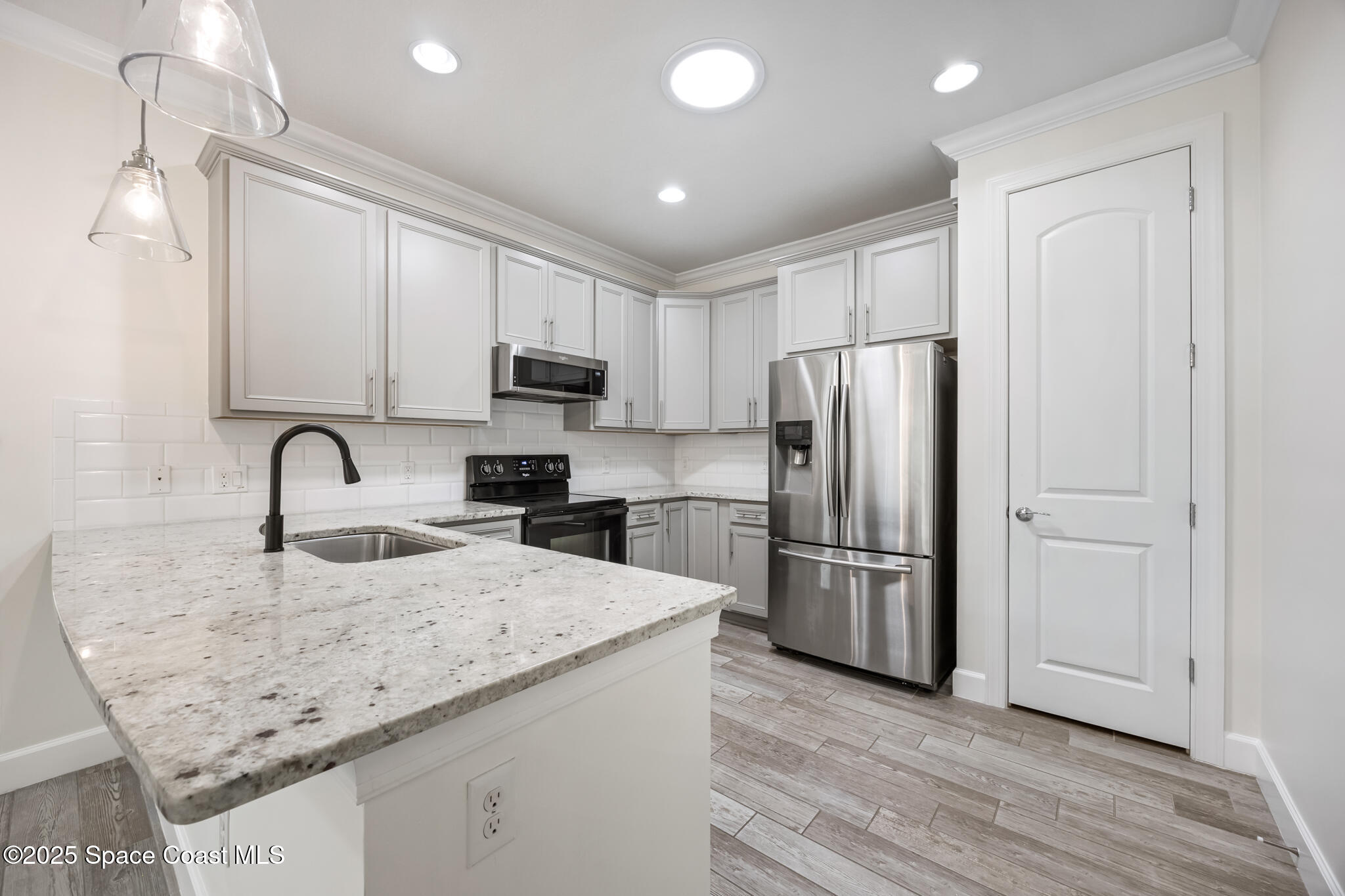 4487 Beauty Leaf Circle